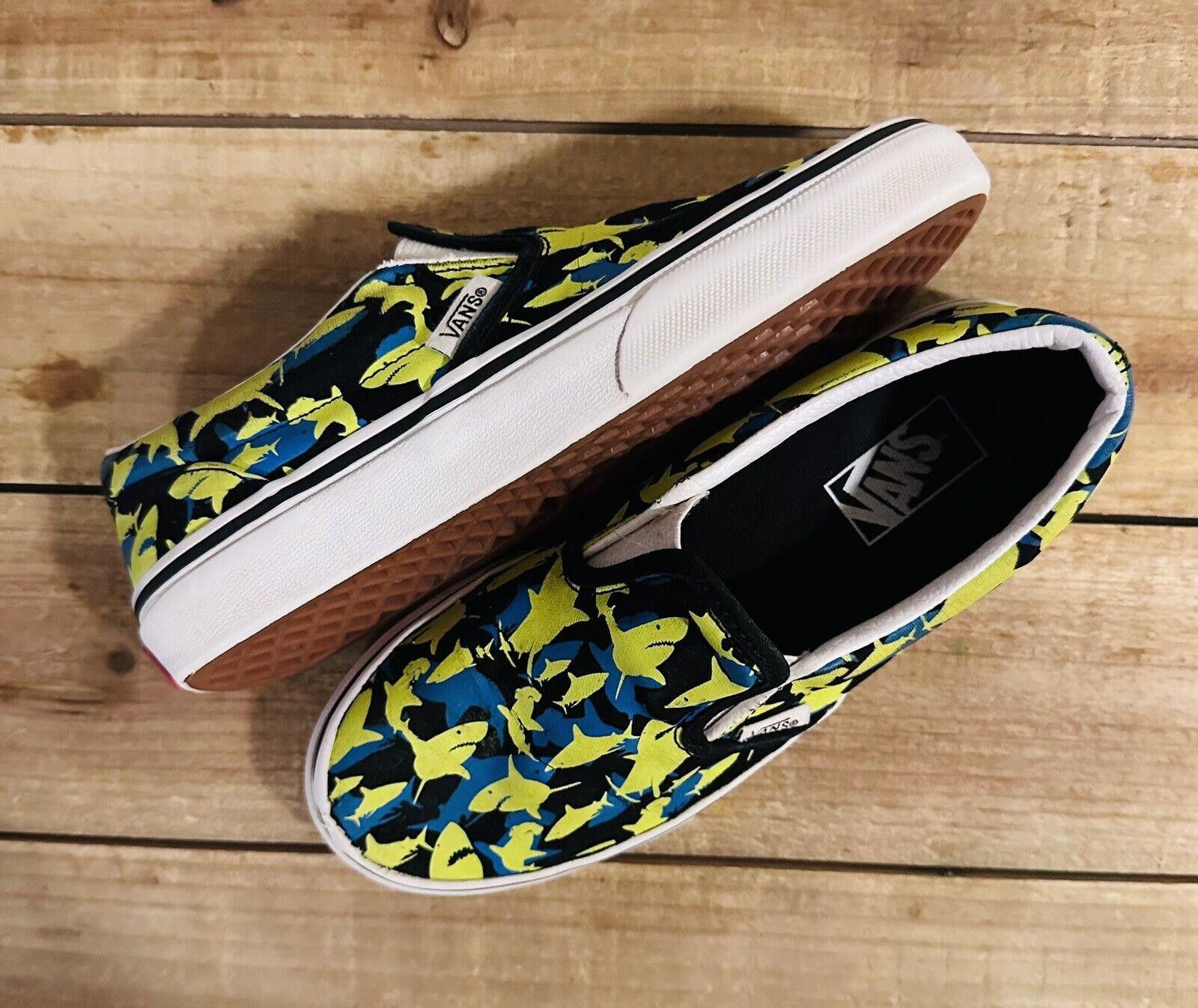 Vans VANS Classic Slip-On 'Sharks' SK8 Shoe- Youth Size 3.0 Size US 5 / EU 37 - 3 Thumbnail