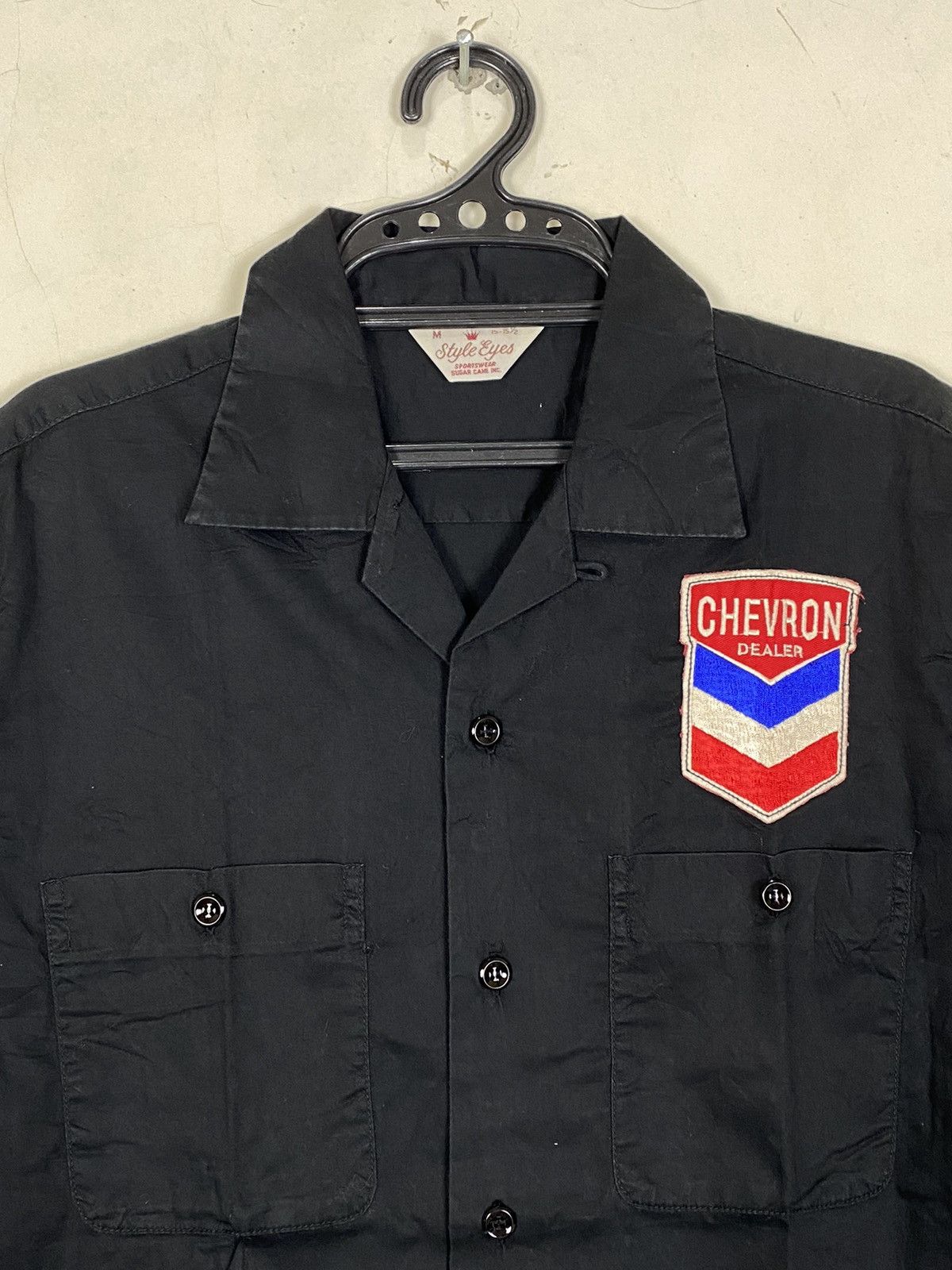 Toyo Enterprises Vintage Style Eyes Chevron Dealer Bowling Shirt Size US M / EU 48-50 / 2 - 3 Thumbnail