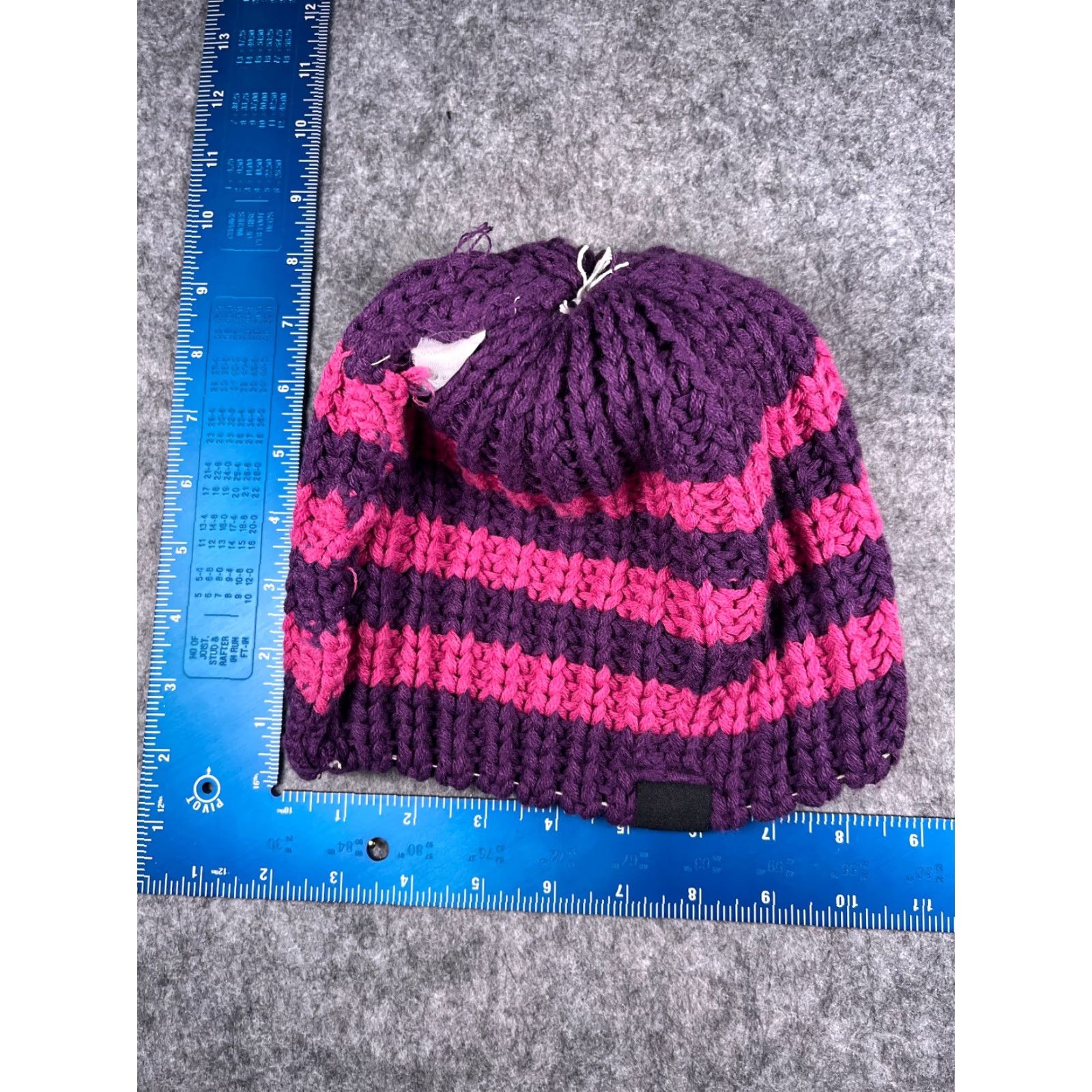 Vintage VINTAGE Beanie Womens Knit Hat Adult One Size Purple Pink Striped Winter Ski Accessories Size ONE SIZE - 7 Thumbnail