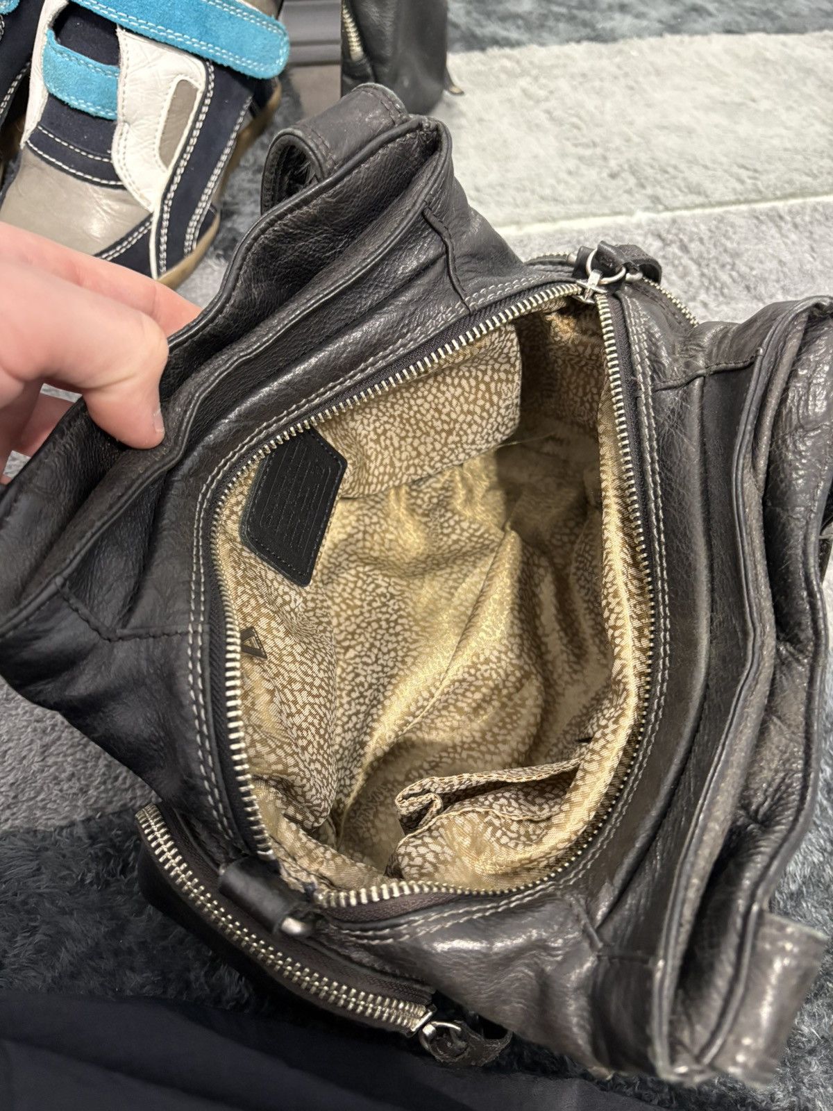 Juicy Couture Vintage Real Leather Balenciaga Style Y2K Bag Size ONE SIZE - 8 Thumbnail
