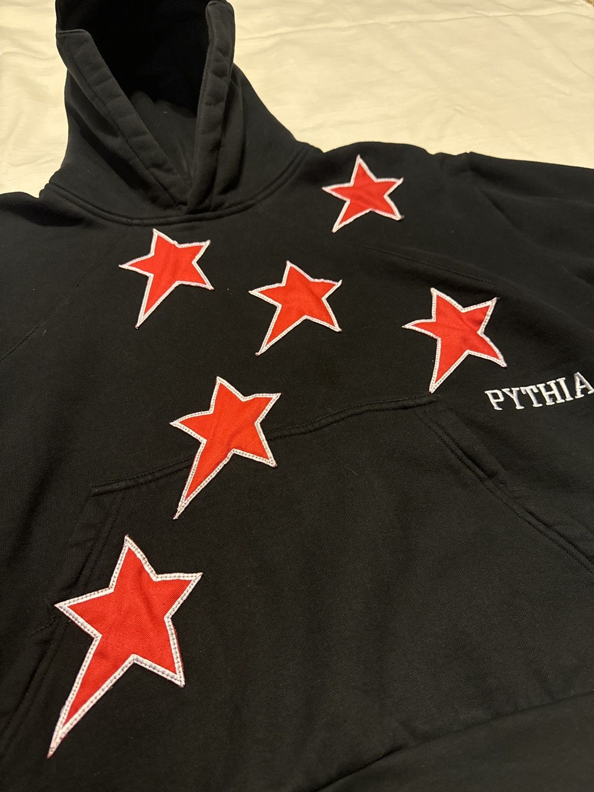 Pythia Black / Red Star Pythia Hoodie Size US L / EU 52-54 / 3 - 2 Thumbnail