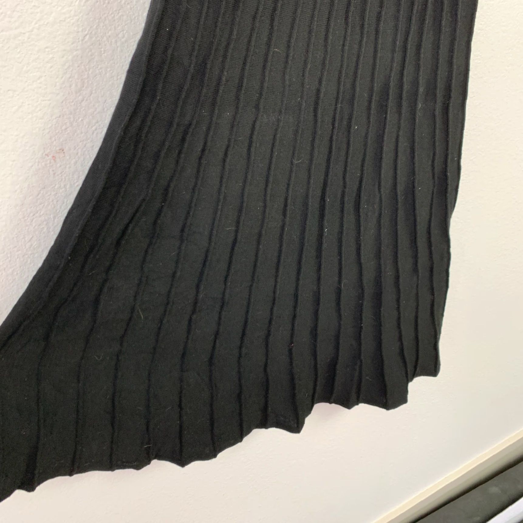 Badgley Mischka VINTAGE American Glamour Skirt XS Black Long Pleated Flare Knit Polyester Formal Office/Party Womens Size 26" / US 2 / IT 38 - 4 Thumbnail