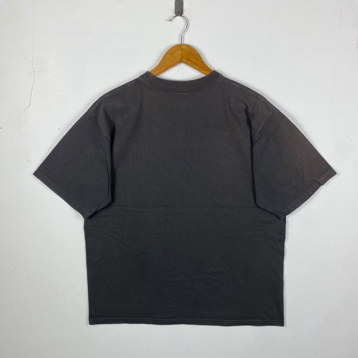 Japanese Brand Japanese Brand CALIF BLACK WOLF Sunfaded Heavy Cotton Tee Size US L / EU 52-54 / 3 - 4 Thumbnail