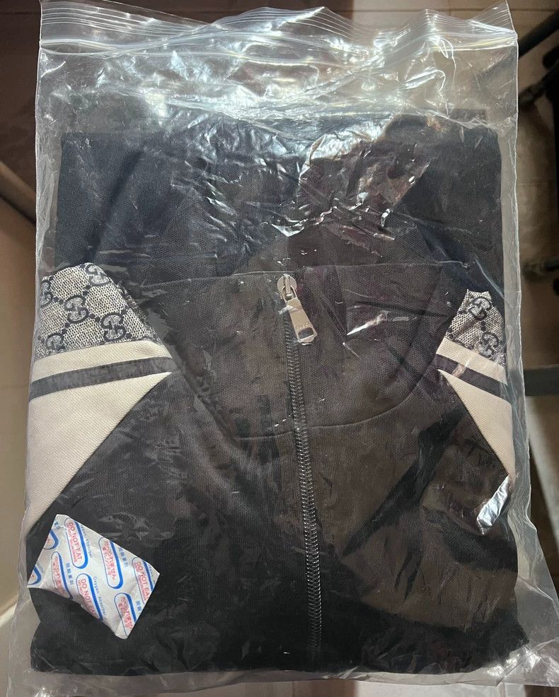 Gucci Gucci Double G full-print snake print school uniform jacket Size US L / EU 52-54 / 3 - 7 Thumbnail