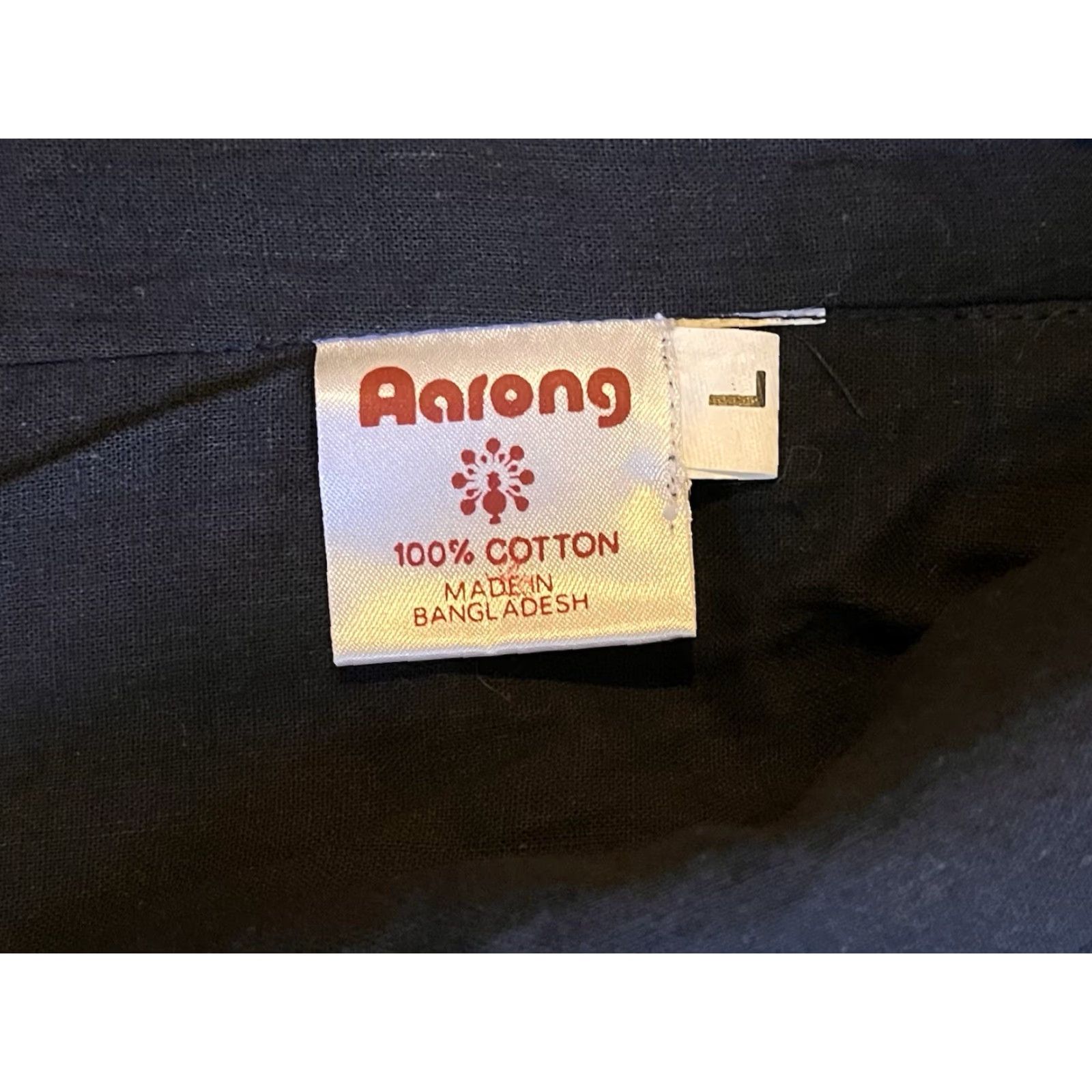 Vintage VINTAGE Aarong Bangladesh Elephant Peacock Embroidered Vest Women’s S Black 90s Size S / US 4 / IT 40 - 5 Thumbnail