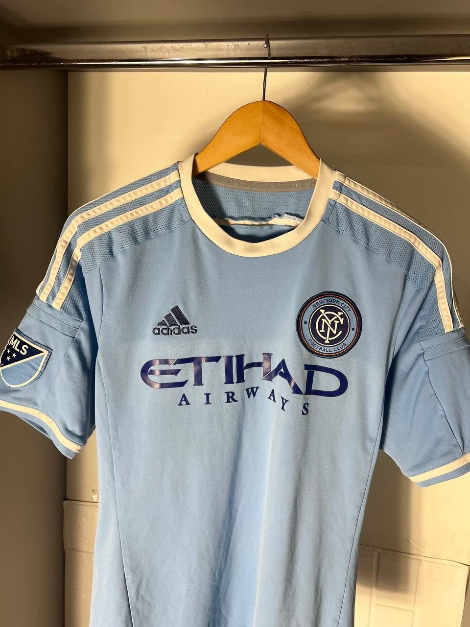 Adidas VINTAGE ADIDAS FC NEW YORK CITY SOCCER JERSEY RETRO Y2K 90s Size US M / EU 48-50 / 2 - 5 Thumbnail