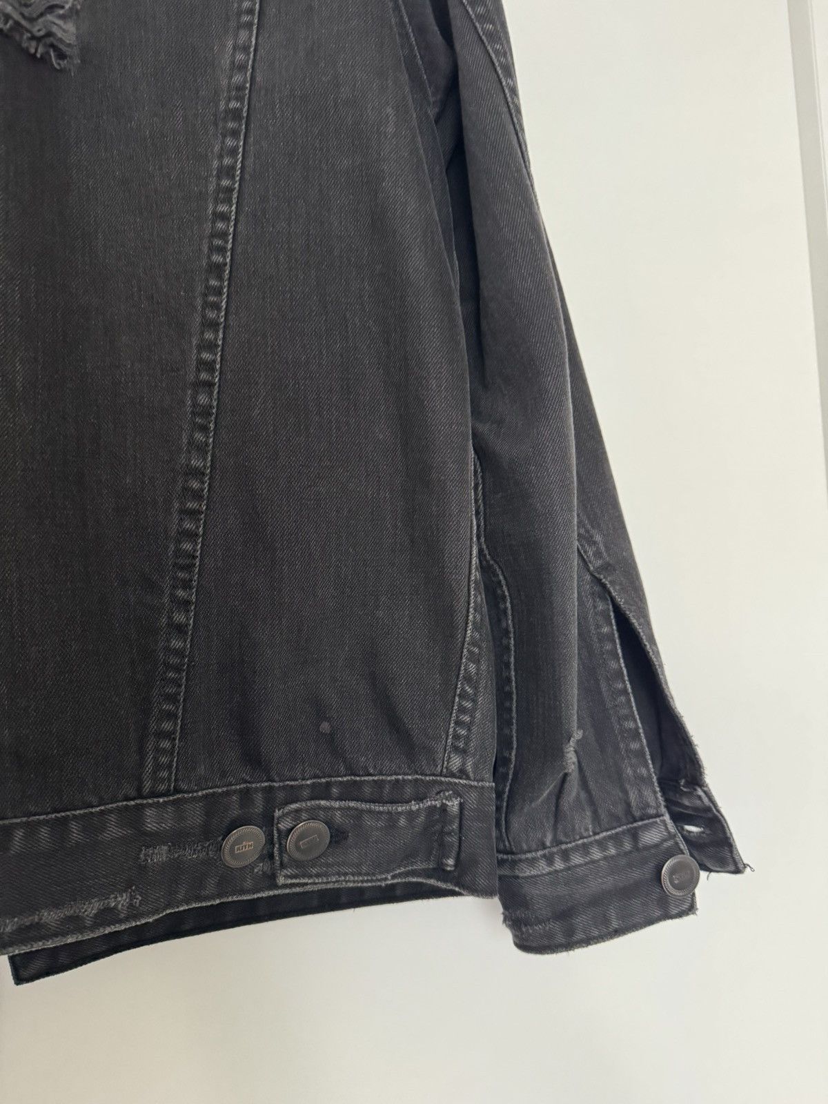 Kith KITH Hawkins Distressed Denim Jacket Black M Size US M / EU 48-50 / 2 - 8 Thumbnail