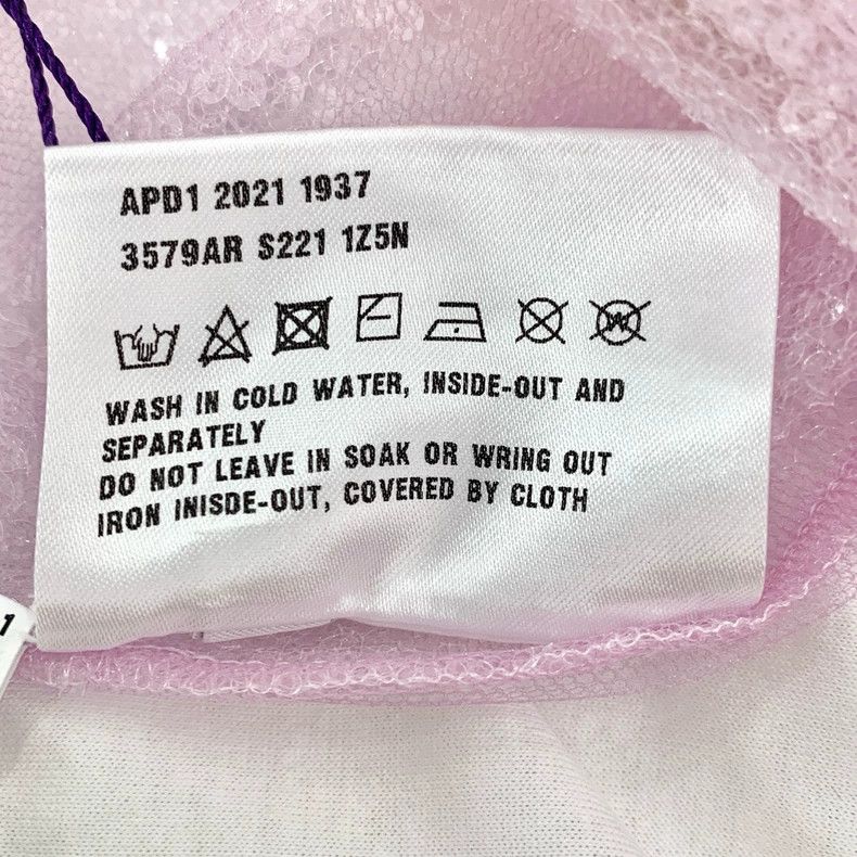 Prada Prada 21 logo letter pink sequin fake two-piece round-neck Size US S / EU 44-46 / 1 - 8 Thumbnail