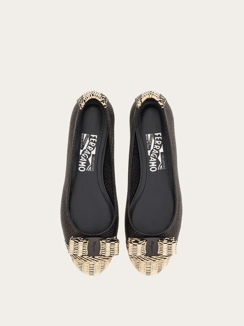Salvatore Ferragamo o1s1rm0126 Varina Ballet Flats in Black/Beige Size US 7 / IT 37 - 2 Thumbnail