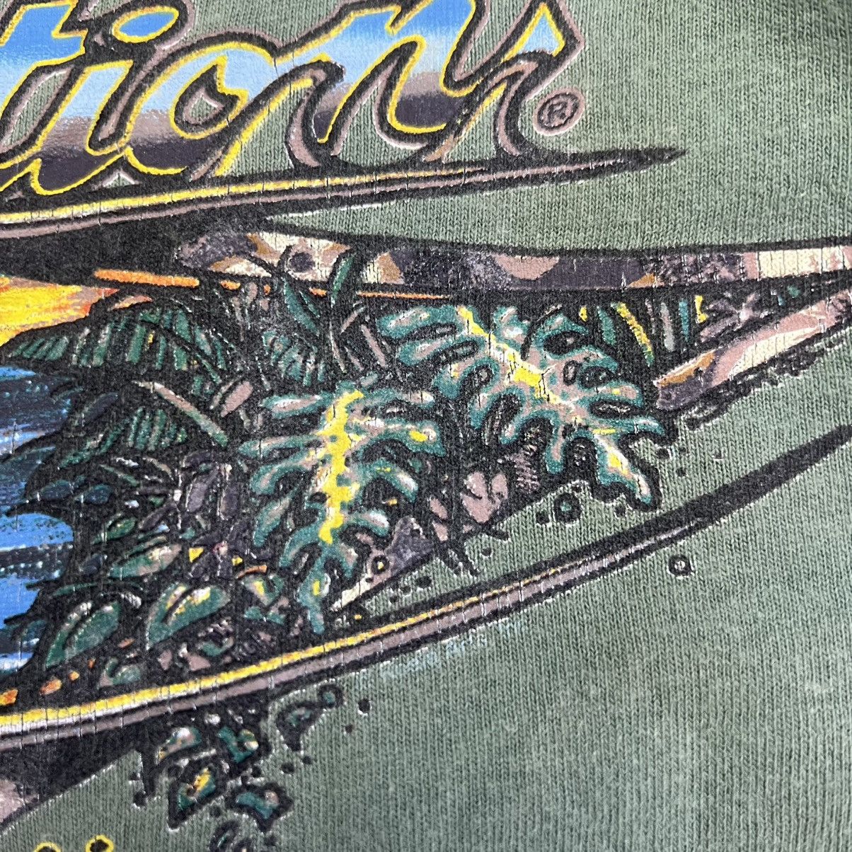 LOCAL MOTION 90 SURFING HAWAII BACKHITT TSHIRT