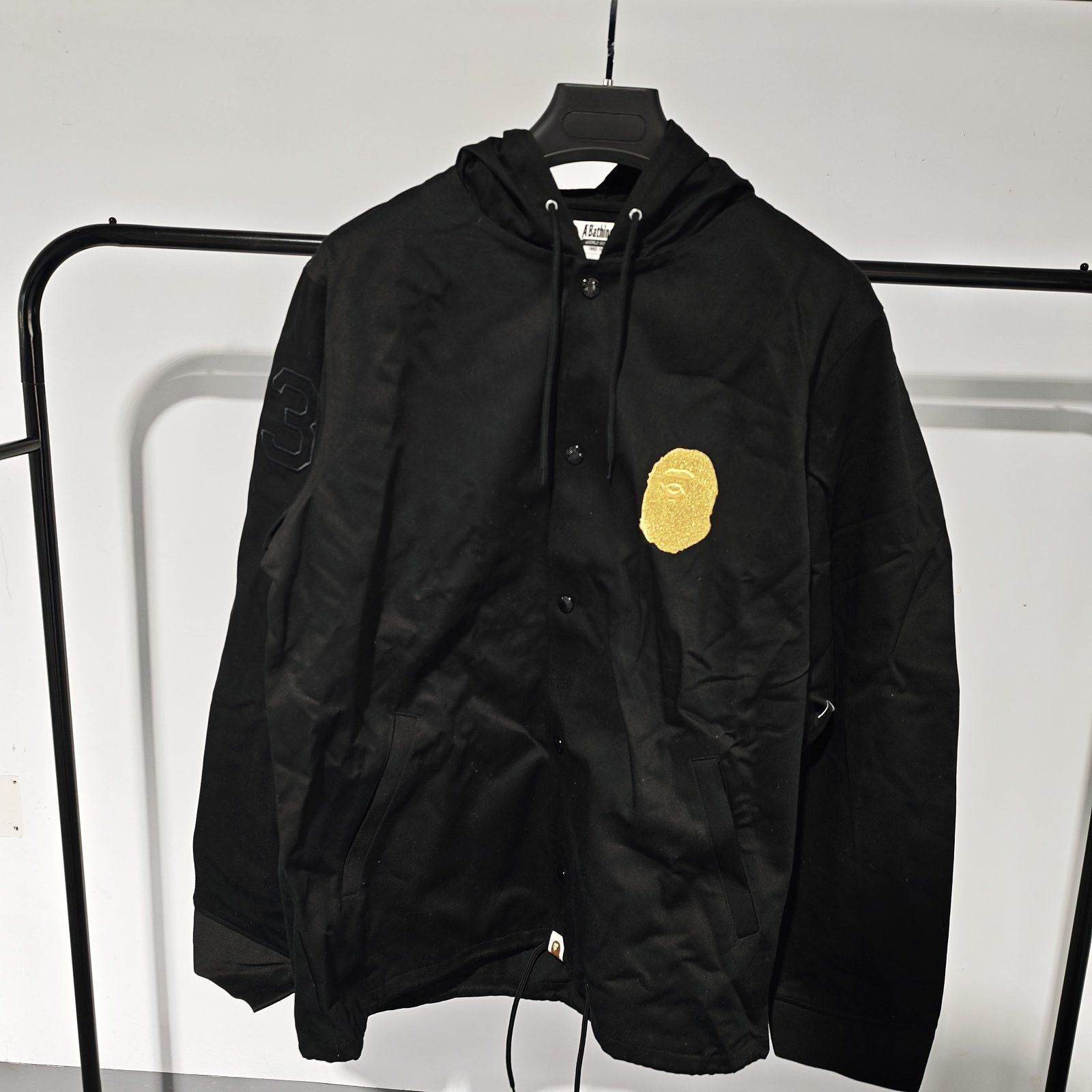 Bape A Bathing Ape Gold Logo Hooded Coach Jacket Size XL Size US XL / EU 56 / 4 - 1 Thumbnail