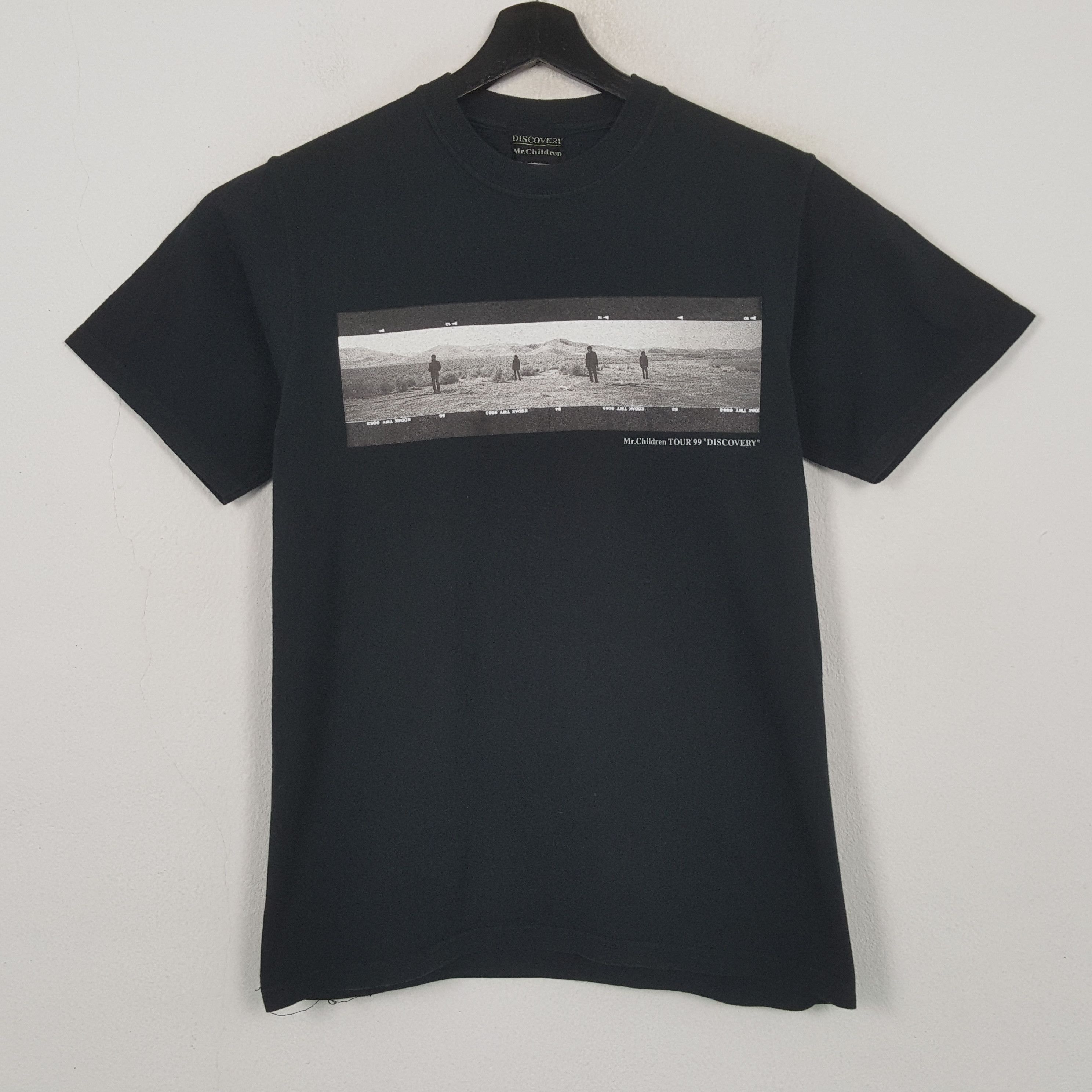 Band Tees Mr Children Tour 99 Discovery Vintage Tshirt RR2 Size US S / EU 44-46 / 1 - 1 Thumbnail