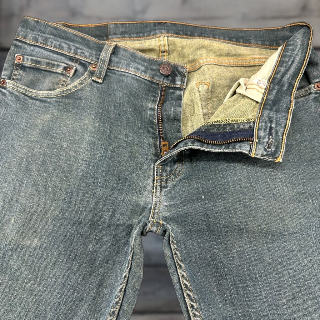 Levi's Levi's 511 Jeans Mens 32x32 Blue Skinny Regular Fit Medium Wash Denim Size US 32 / EU 48 - 1 Thumbnail