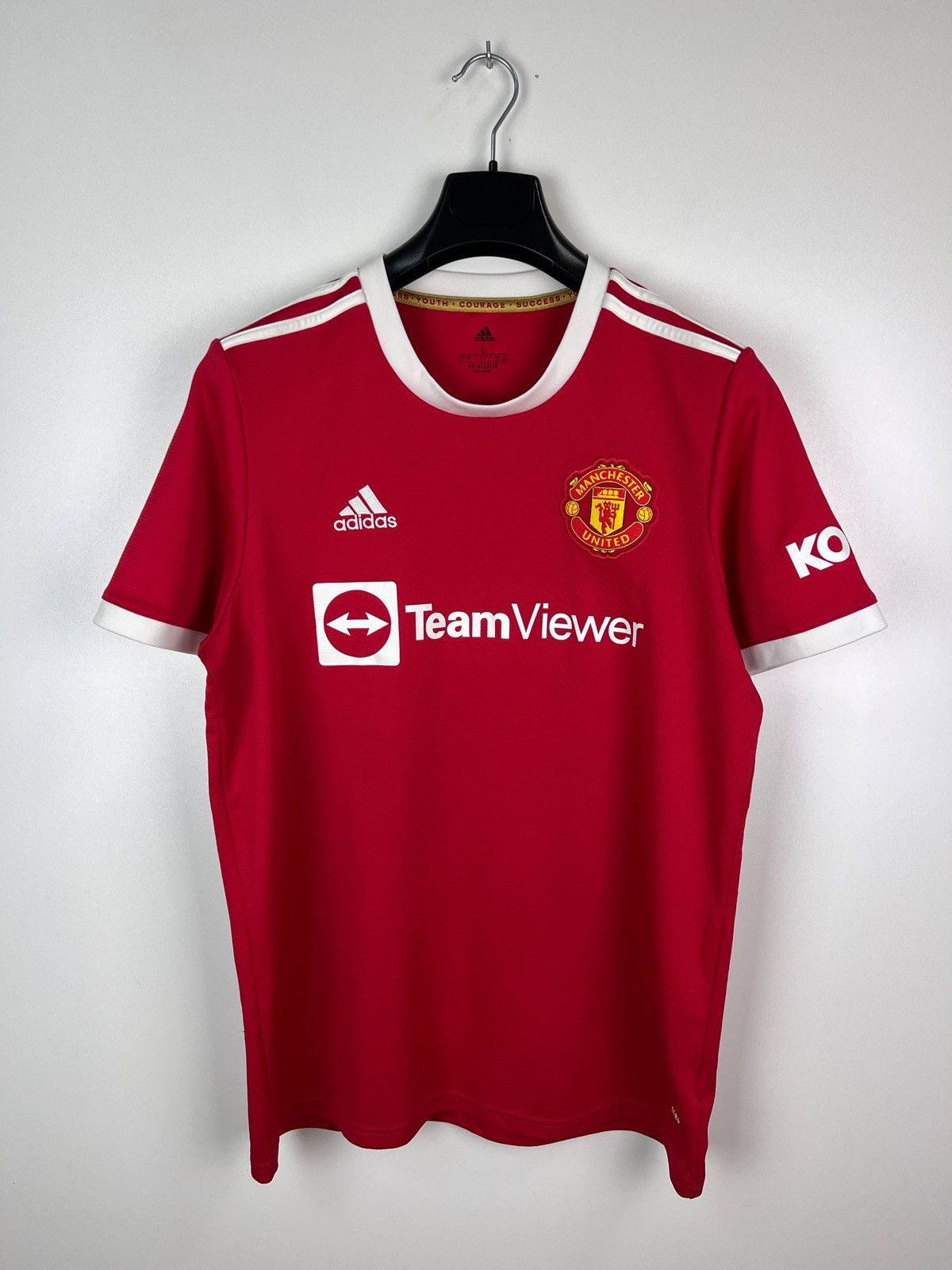Other Manchester United Ronaldo 7 2021 jersey t-shirts size L Size US L / EU 52-54 / 3 - 2 Thumbnail