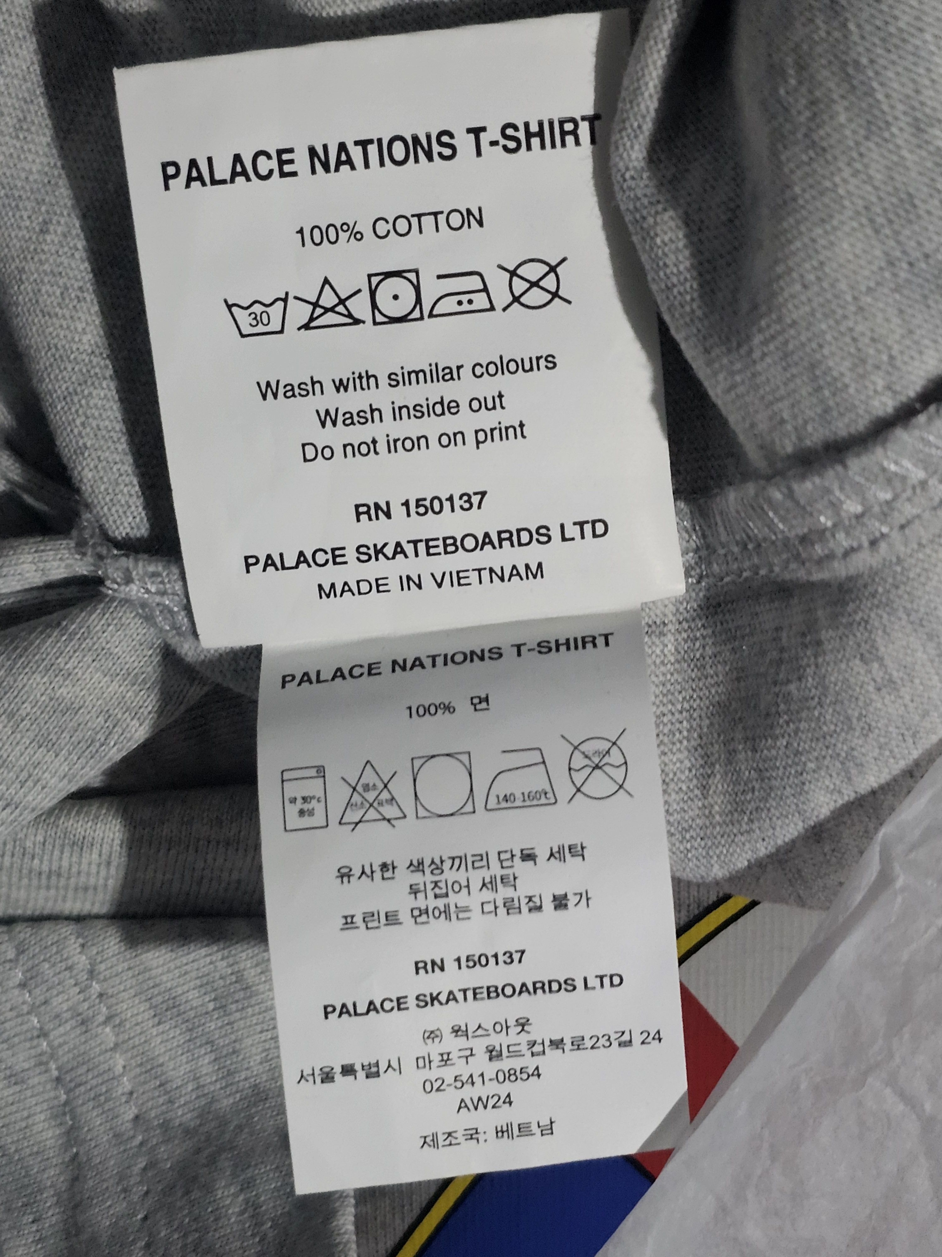 Palace Palace Nations tee Size US XL / EU 56 / 4 - 9 Thumbnail