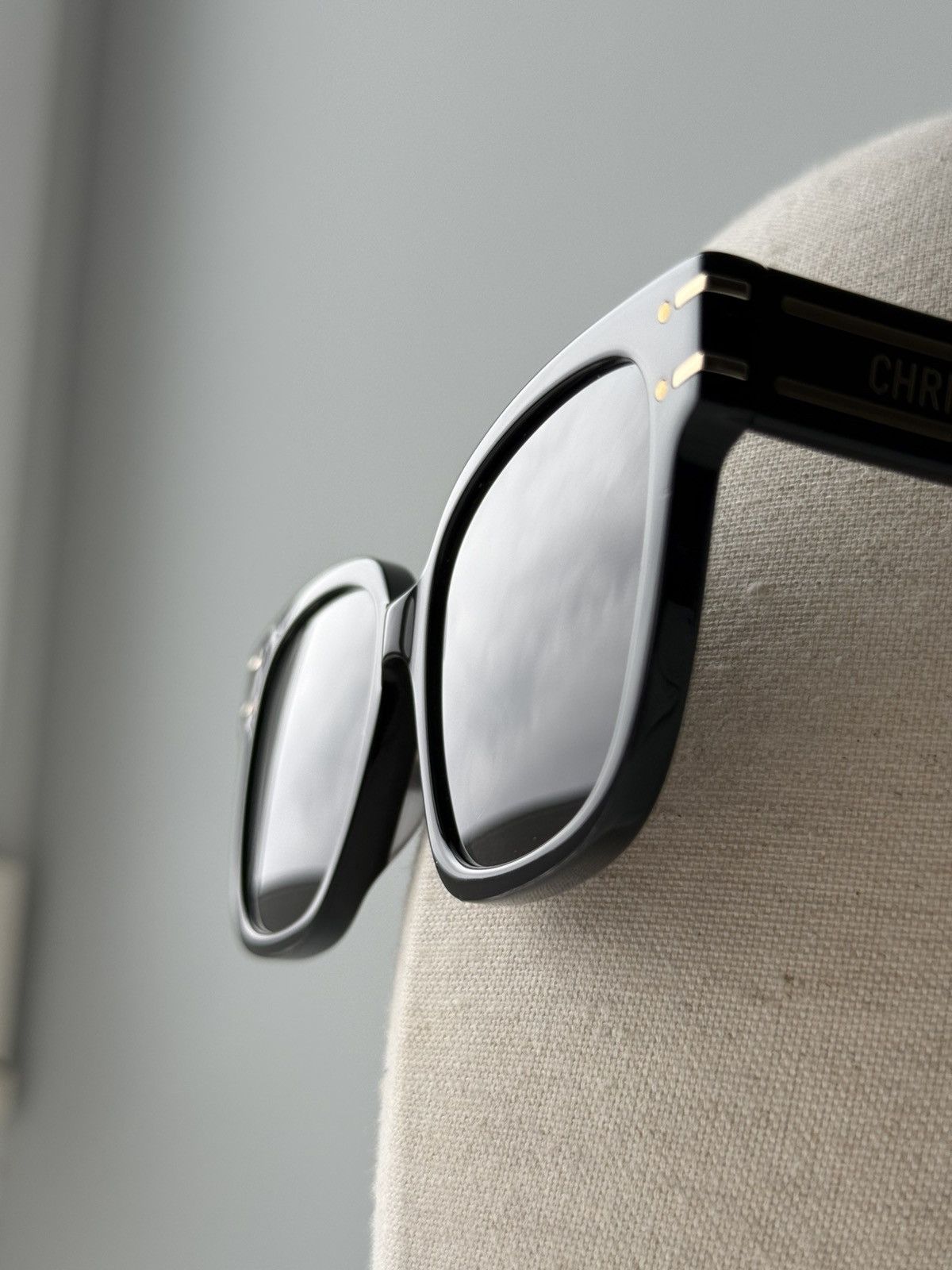 Dior Christian Dior DIORSIGNATURE S7FBlack Square Sunglasses Size ONE SIZE - 5 Thumbnail
