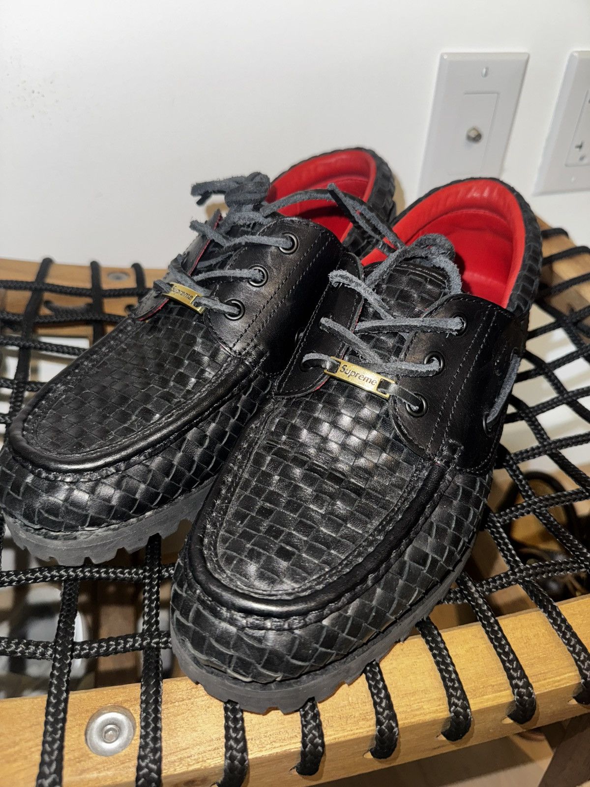 Supreme × Timberland Supreme x Timberland Woven Leather 3-Eye Lug Black size 9US Size US 9 / EU 42 - 8 Thumbnail