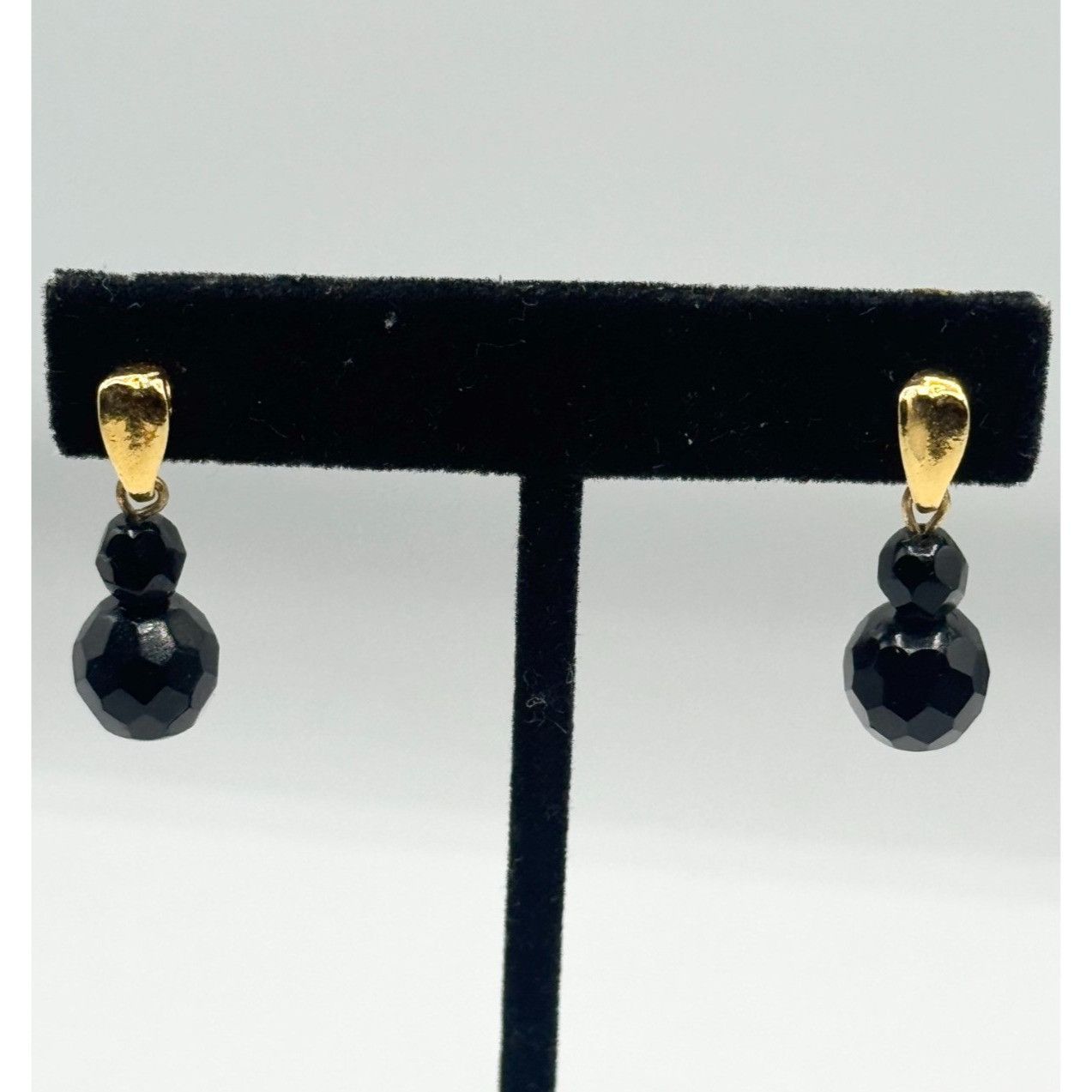 Vintage Vintage black crystal dangle earrings Size ONE SIZE - 1 Thumbnail