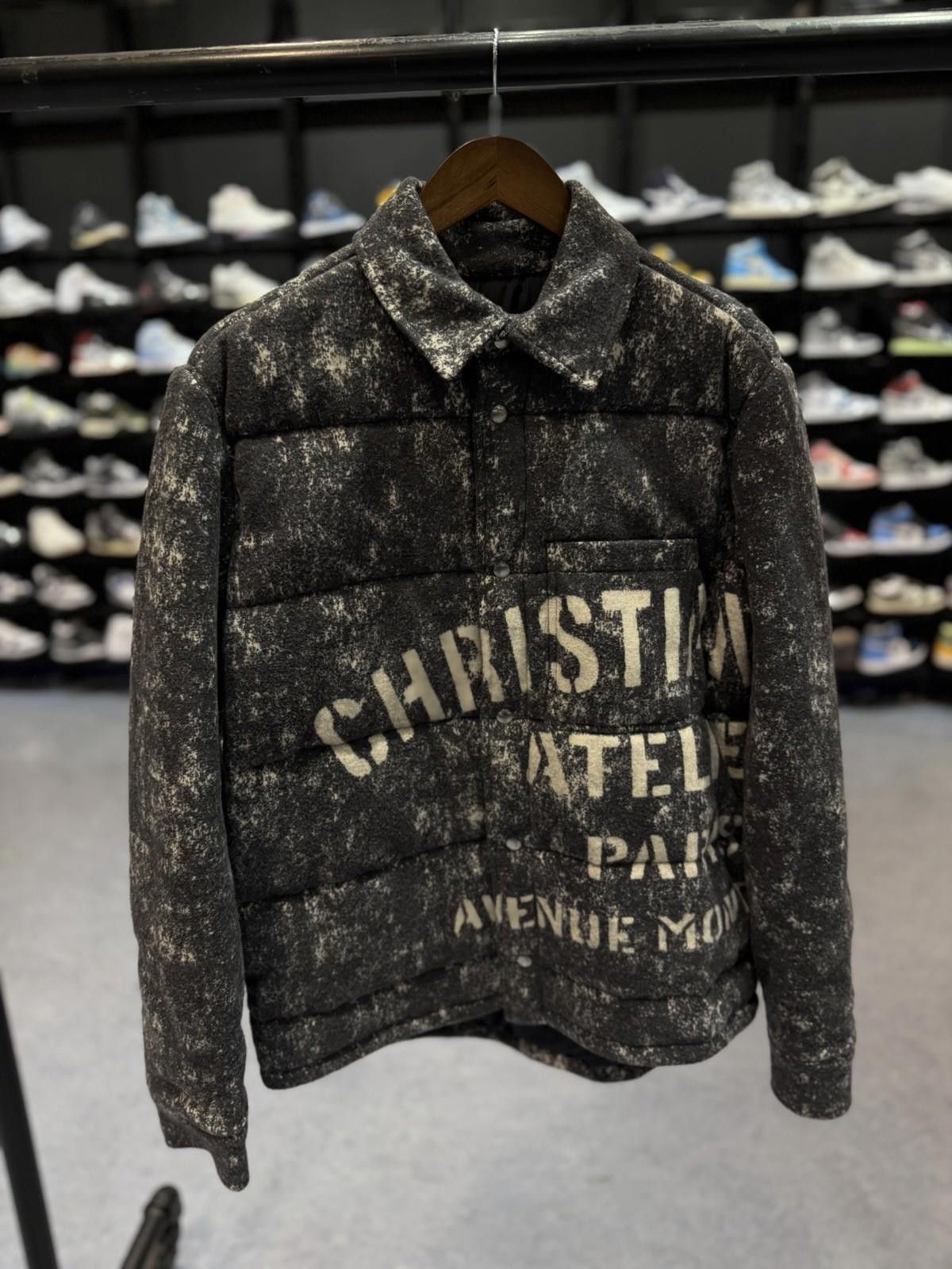 Dior Dior Grey Snowflake Logo Puffer Jacket Size Small $2050 Size US S / EU 44-46 / 1 - 1 Thumbnail