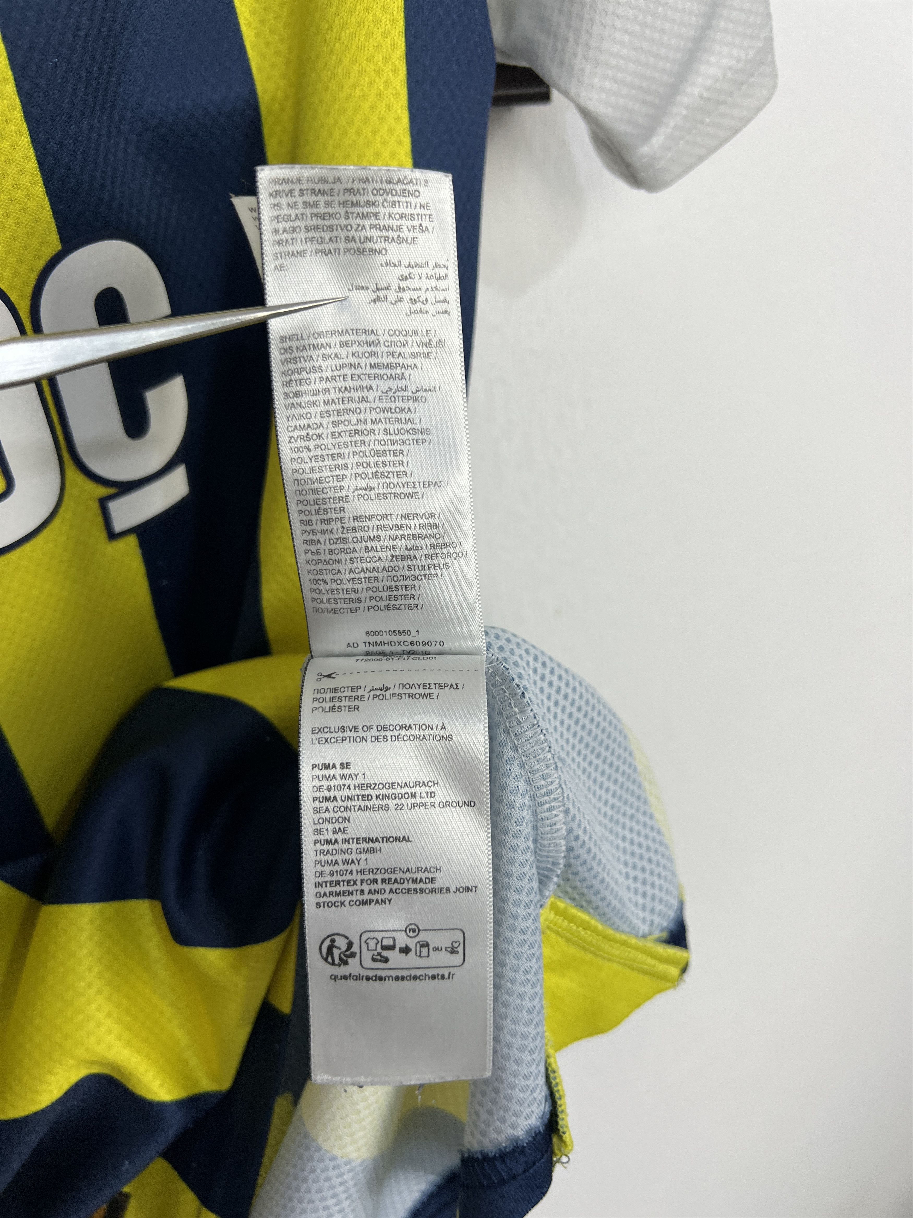 Puma Fenerbahce Home football shirt 2023 Soccer Puma Jersey Size US M / EU 48-50 / 2 - 12 Thumbnail
