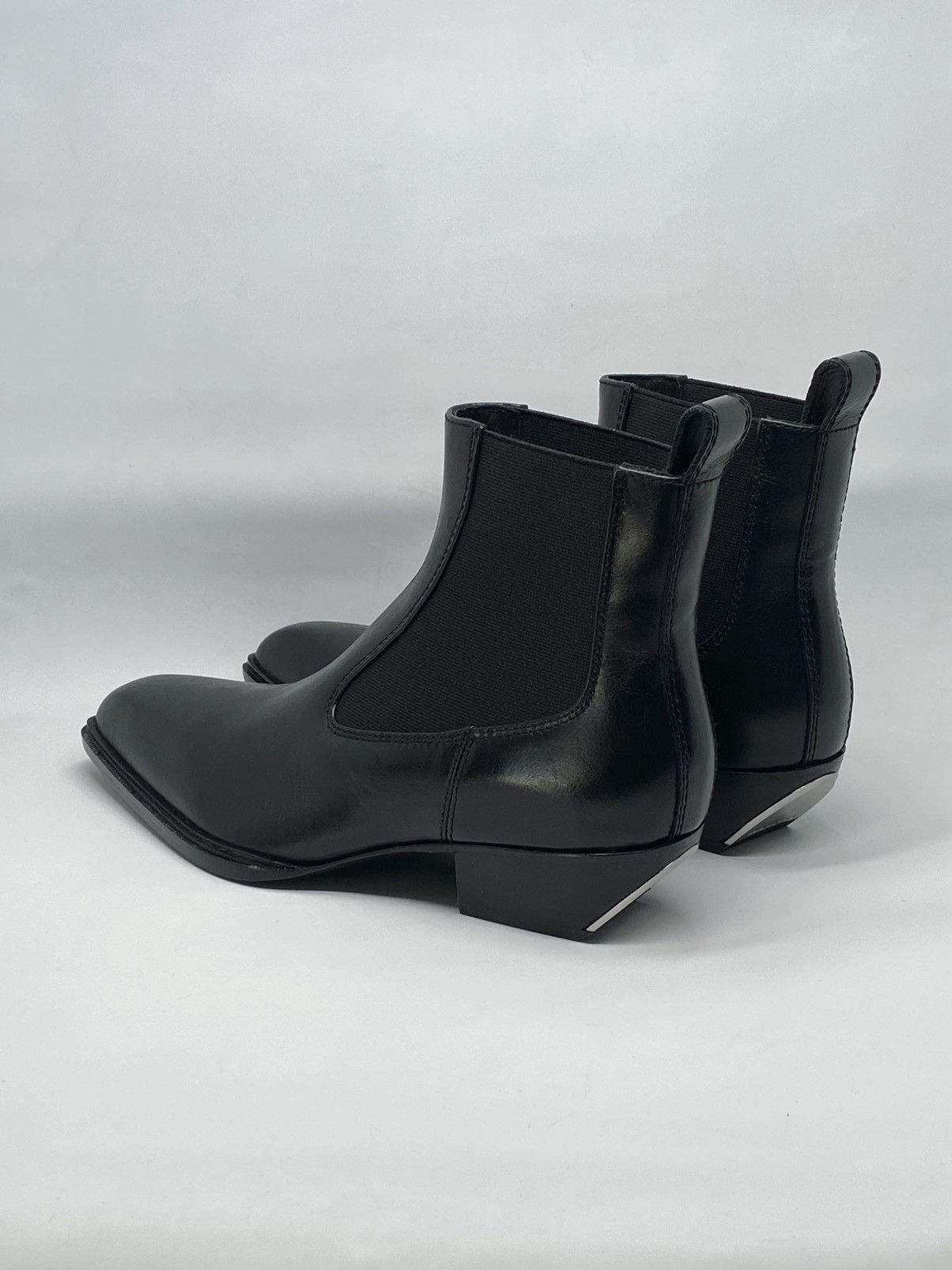Alexander Wang Alexander Wang Slick Pointed Toe Chelsea Boot size 37.5 Size US 7.5 / IT 37.5 - 8 Thumbnail