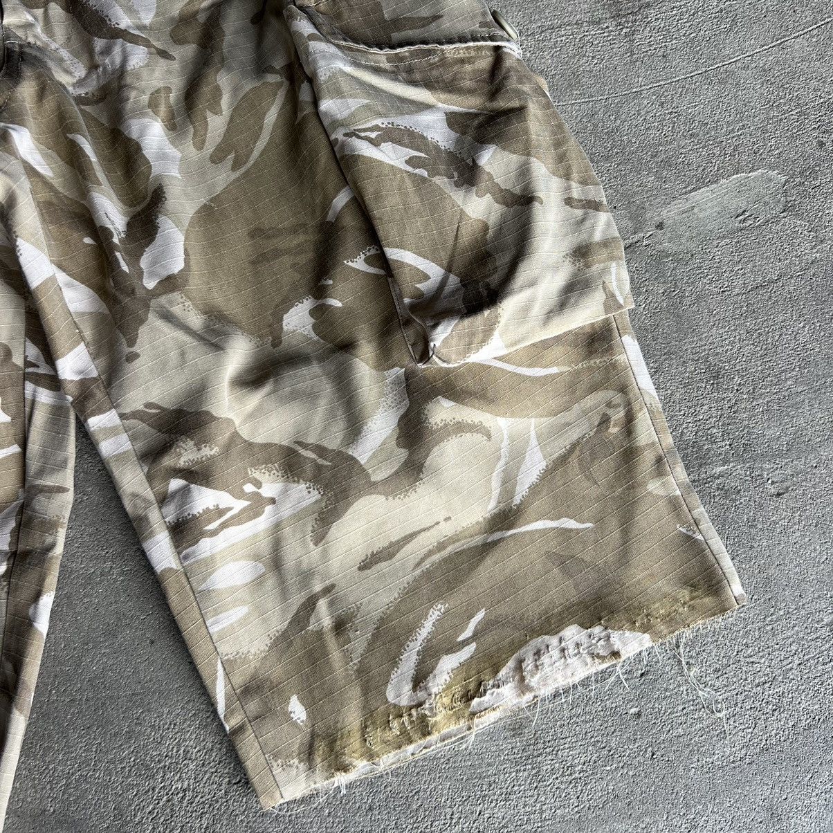 Vintage Vintage Camo Cargo Shorts Size US 32 / EU 48 - 3 Thumbnail