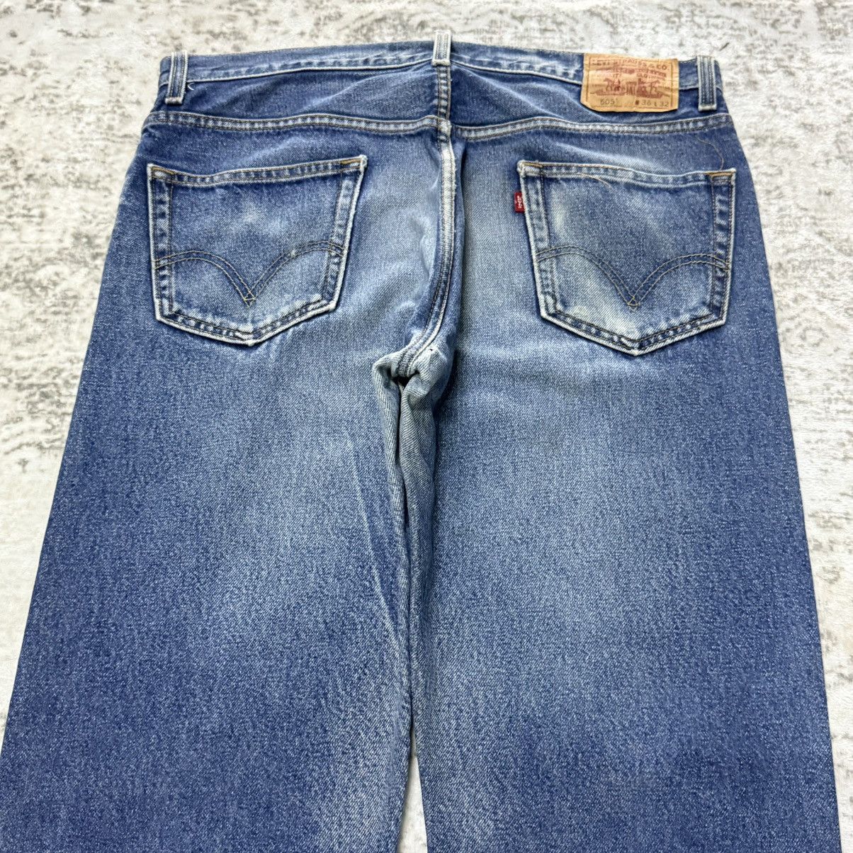 Levi's Vintage Levis 505 Regular Fit Patina Fade Wash Jeans Size US 36 / EU 52 - 9 Thumbnail