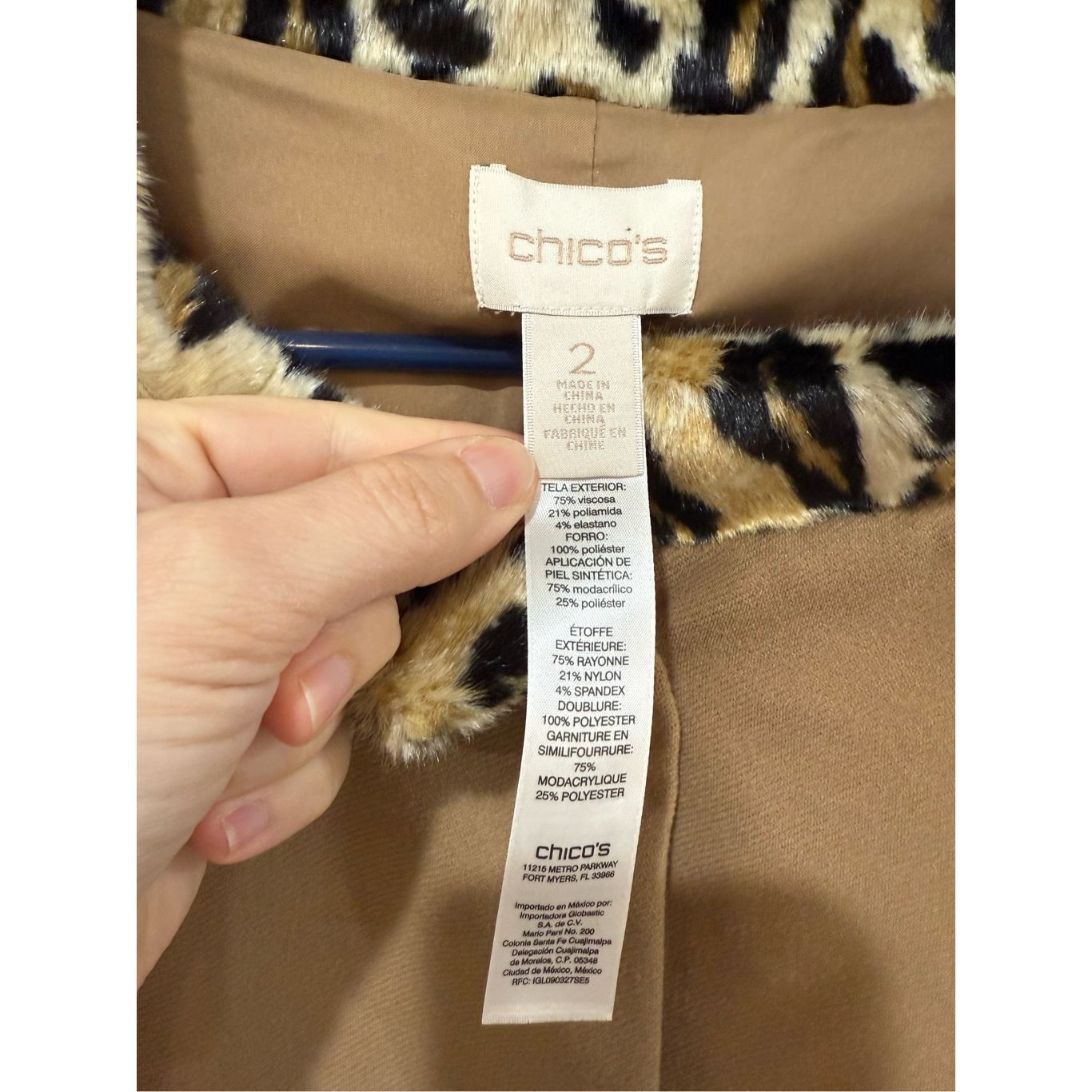 Chicos Chicos Jacket Tan Brown Faux Fur Collar Buttons 3/4 Sleeves Size L / US 10 / IT 46 - 4 Thumbnail