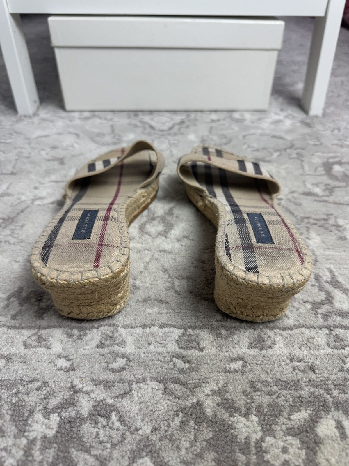 Burberry × Designer × Vintage Vintage y2k Burberry nova check slippers mules US10 designer Size US 10 / IT 40 - 4 Thumbnail