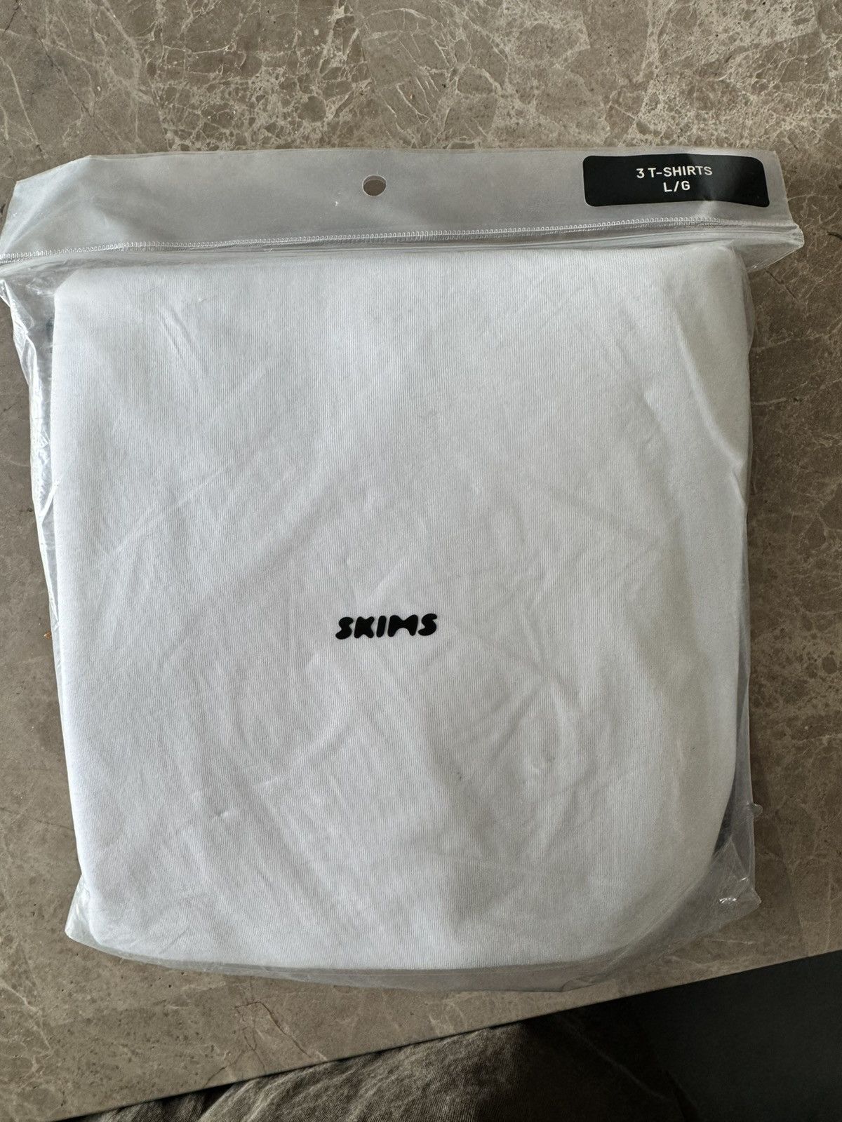 SKIMS Skims 3 pack Tshirts Size L / US 10 / IT 46 - 1 Preview