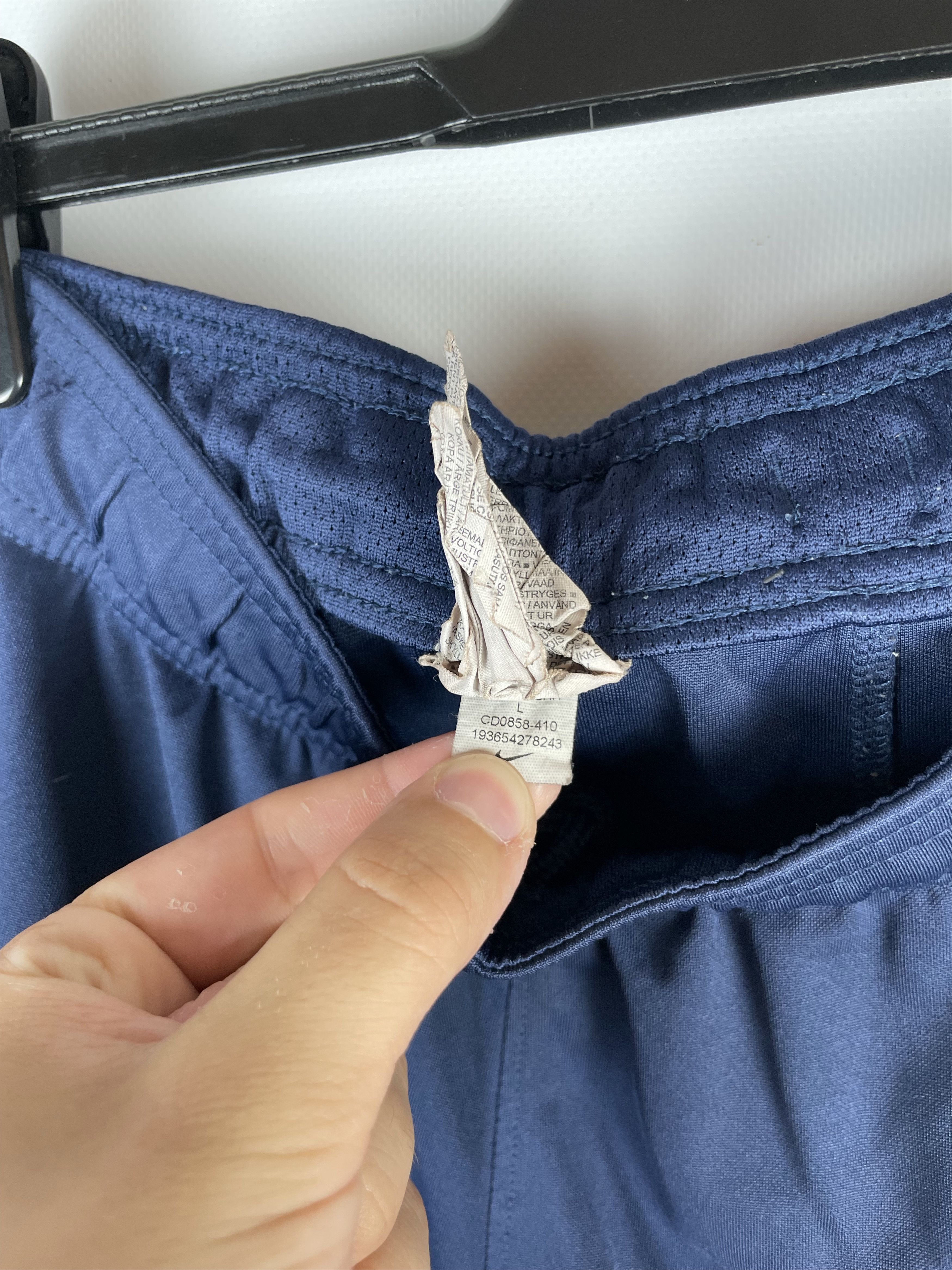 Nike Vintage Nike England Shorts Y2k Size US 34 / EU 50 - 8 Thumbnail