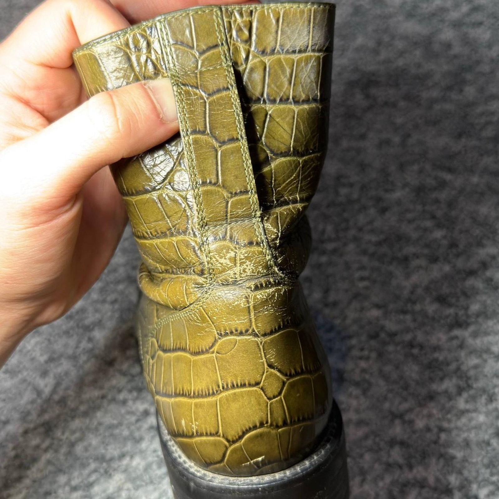 Louis Vuitton Louis vuitton archive olive croc Size US 8 / IT 38 - 8 Thumbnail