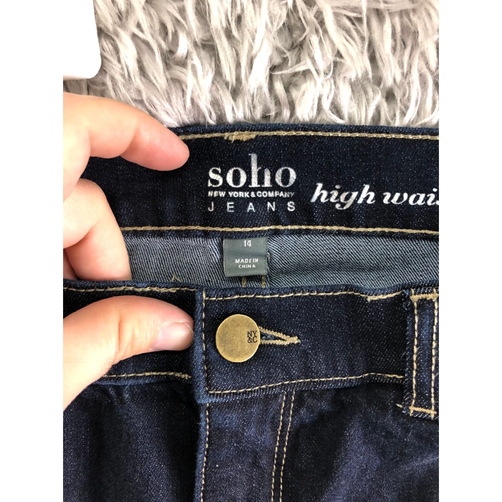 Vintage SOHO Jeans Women Size 14 High Waist Straight Mid Rise Blue Denim 5-Pocket Regular Length Blue Size 36" / US 14 / IT 50 - 7 Thumbnail