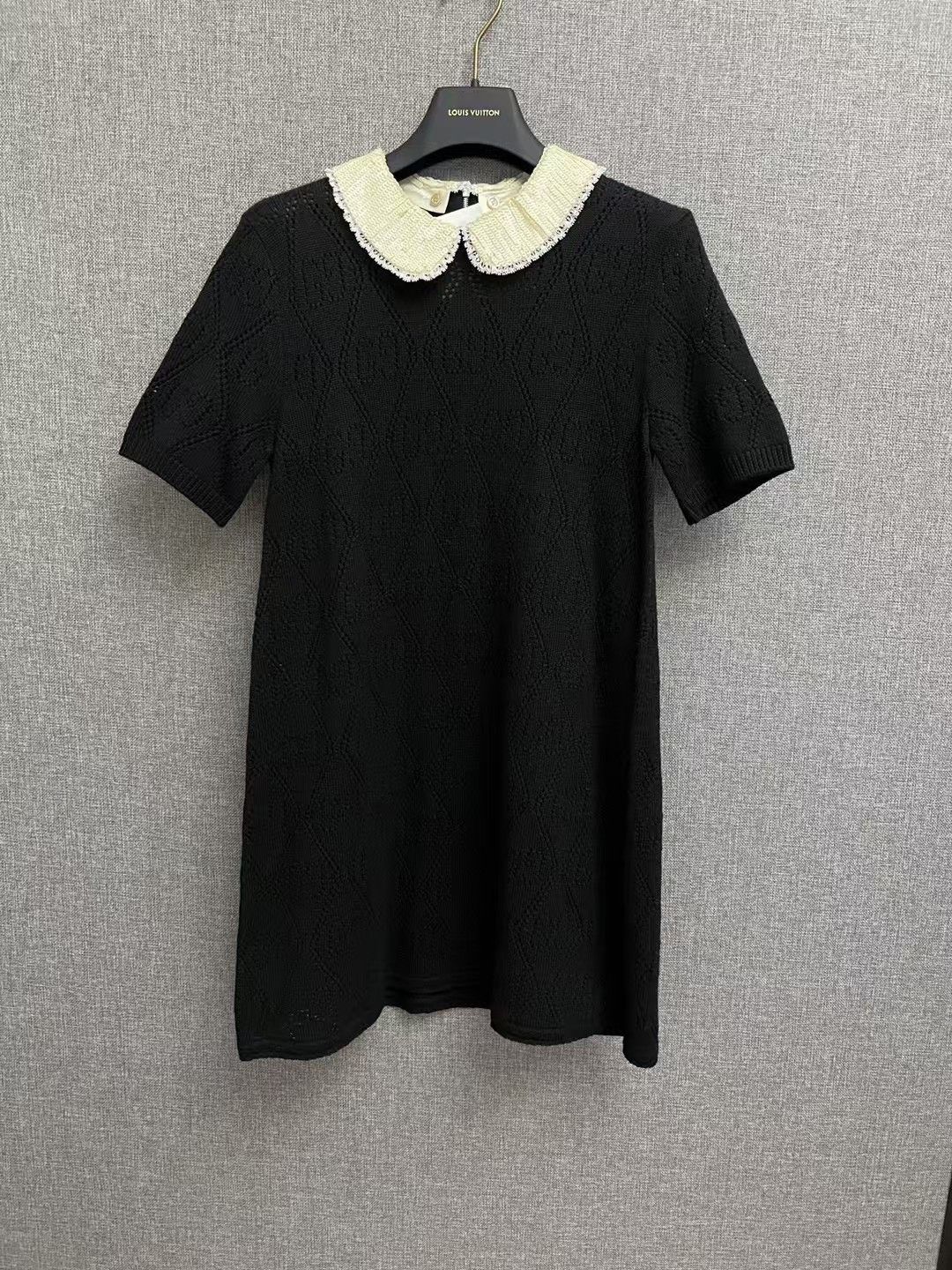 Gucci Gucci black hollow dark pattern doll collar dress Size M / US 6-8 / IT 42-44 - 1 Thumbnail