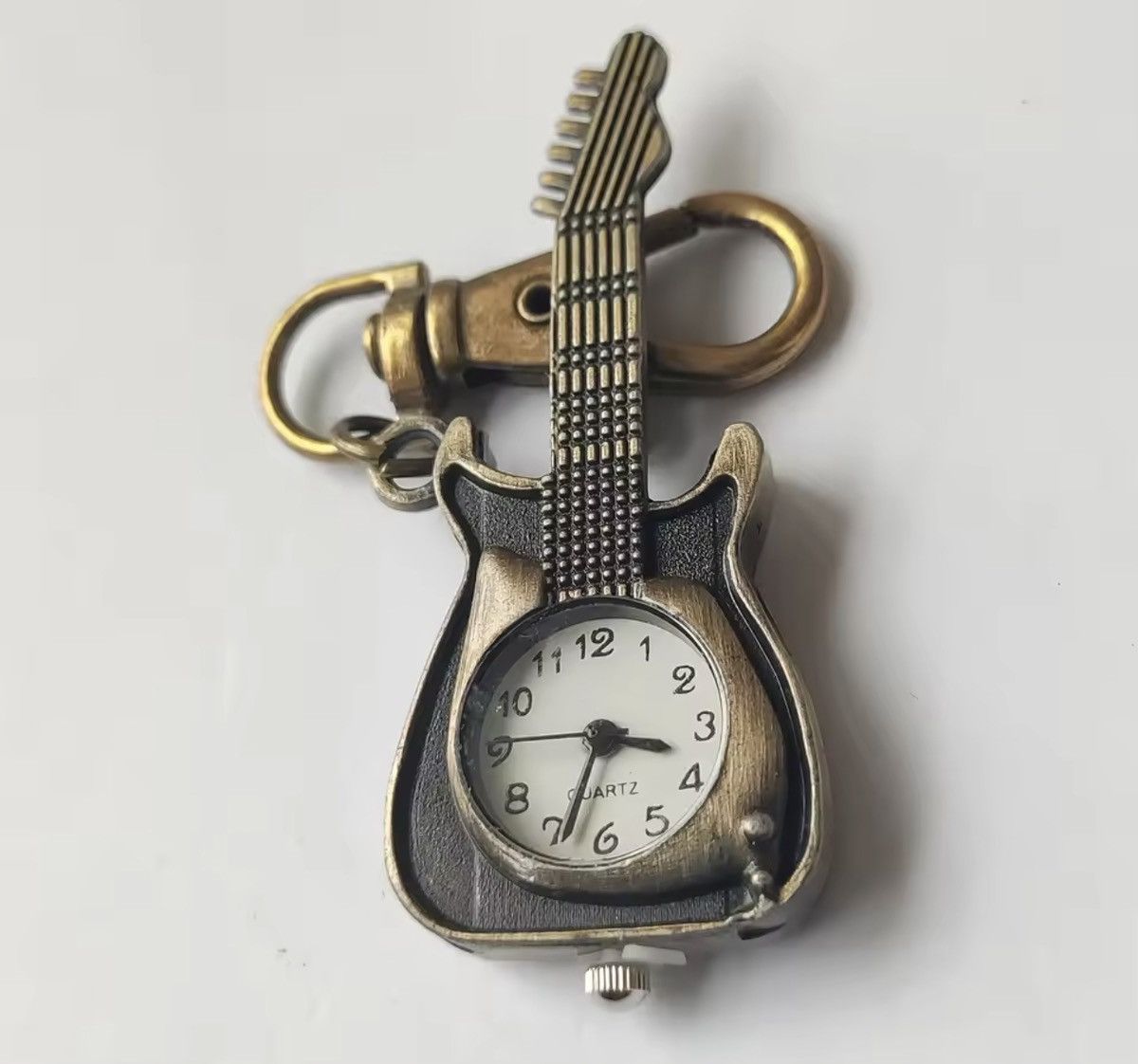 Jewelry Retro Style Bronze Guitar Keychain Watch Size ONE SIZE - 4 Thumbnail