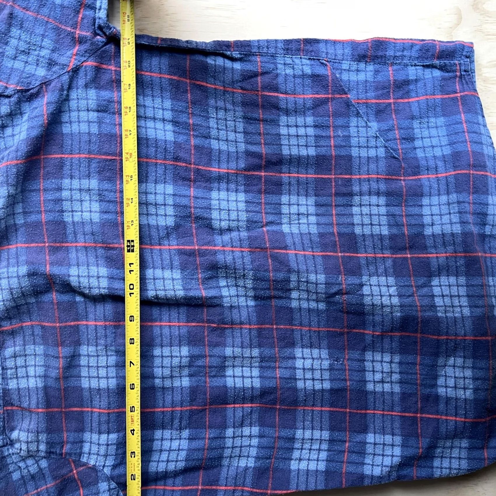 Vintage VINTAGE Ozark Trail Shirt Mens L Blue Plaid Flannel Long Sleeve Button-Up Size US L / EU 52-54 / 3 - 6 Thumbnail