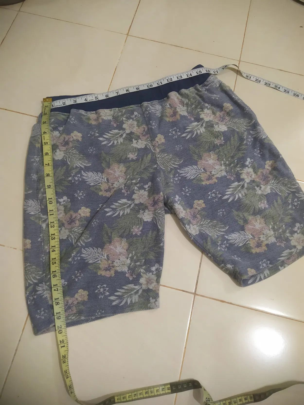 Japanese Brand Power to the people short pants floral Graphic Size US 32 / EU 48 - 6 Thumbnail