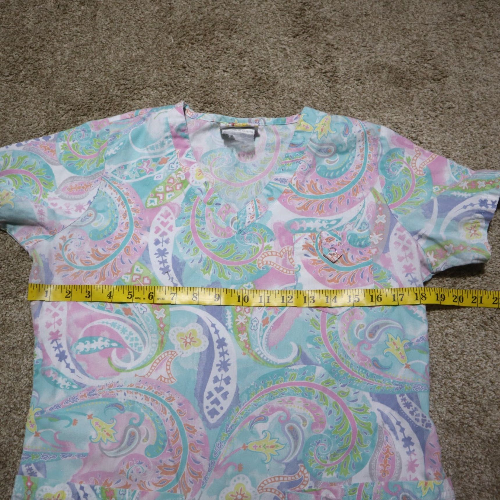Pinko VINTAGE UA Scrubs Shirt Adult Women Size M Pink Green Blue Paisley Floral Shirt Womens Size S / US 4 / IT 40 - 5 Thumbnail
