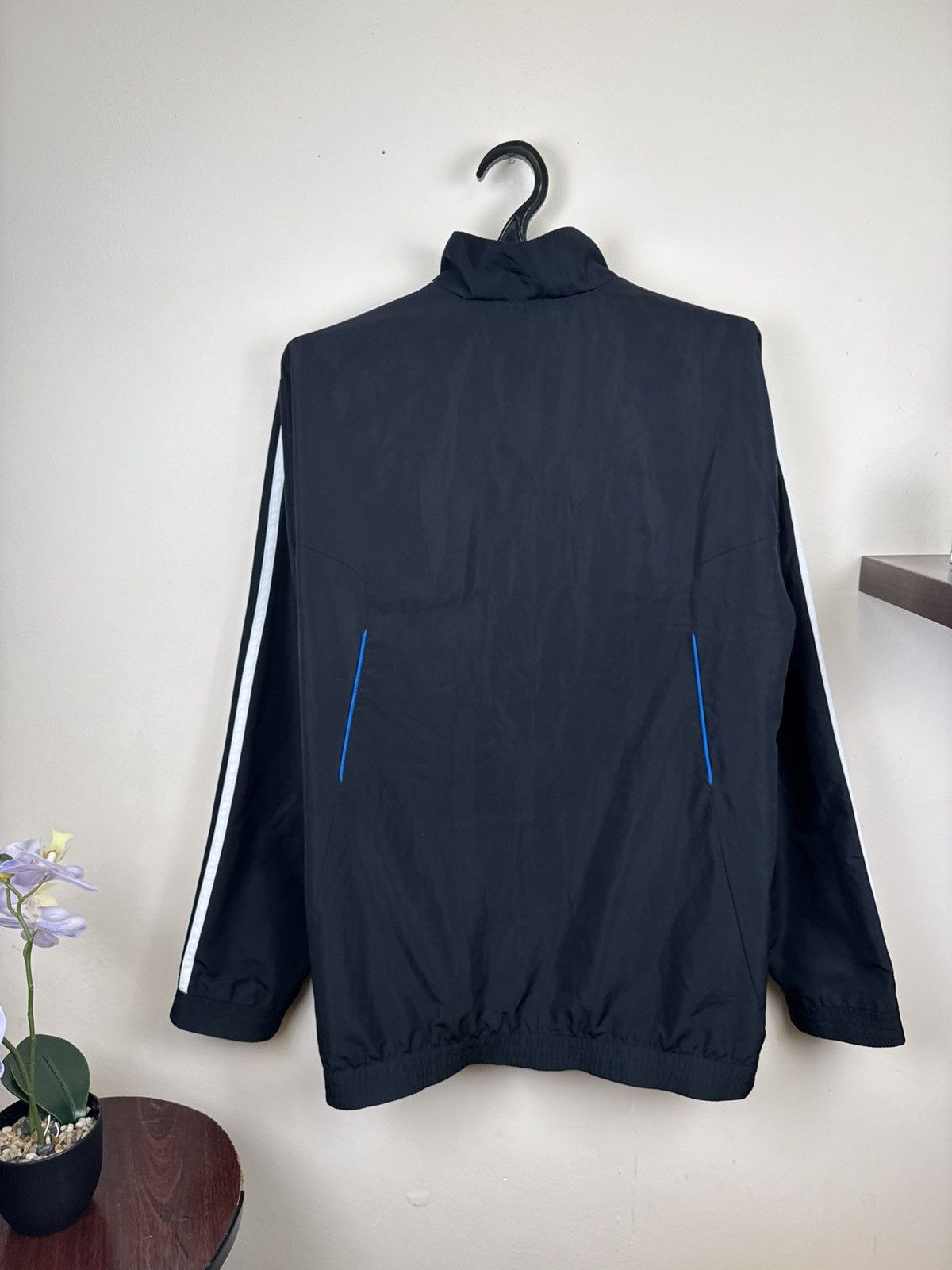 Adidas Vintage Adidas Track Jacket Windbreaker Spring Lightweight L Size US L / EU 52-54 / 3 - 15 Thumbnail