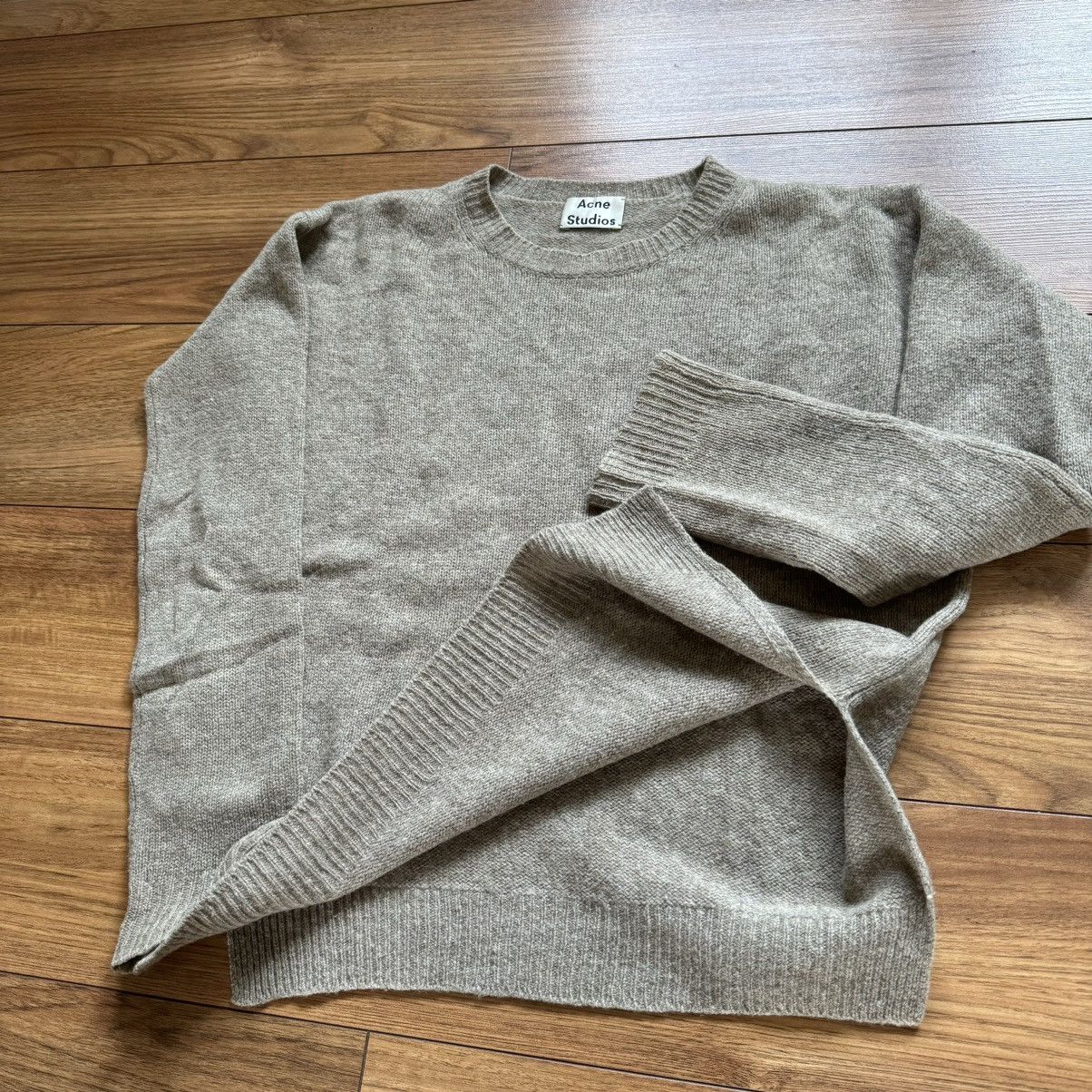 Acne Studios × Designer Acne studios wool beige sweater Size XS / US 0-2 / IT 36-38 - 1 Thumbnail