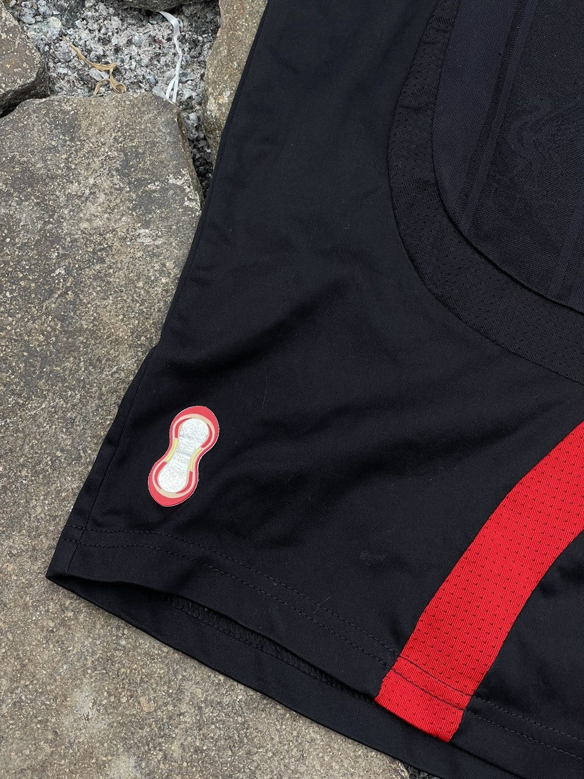 Adidas × Vintage 2007 Adidas Liverpool black jersey vintage Size US S / EU 44-46 / 1 - 6 Thumbnail
