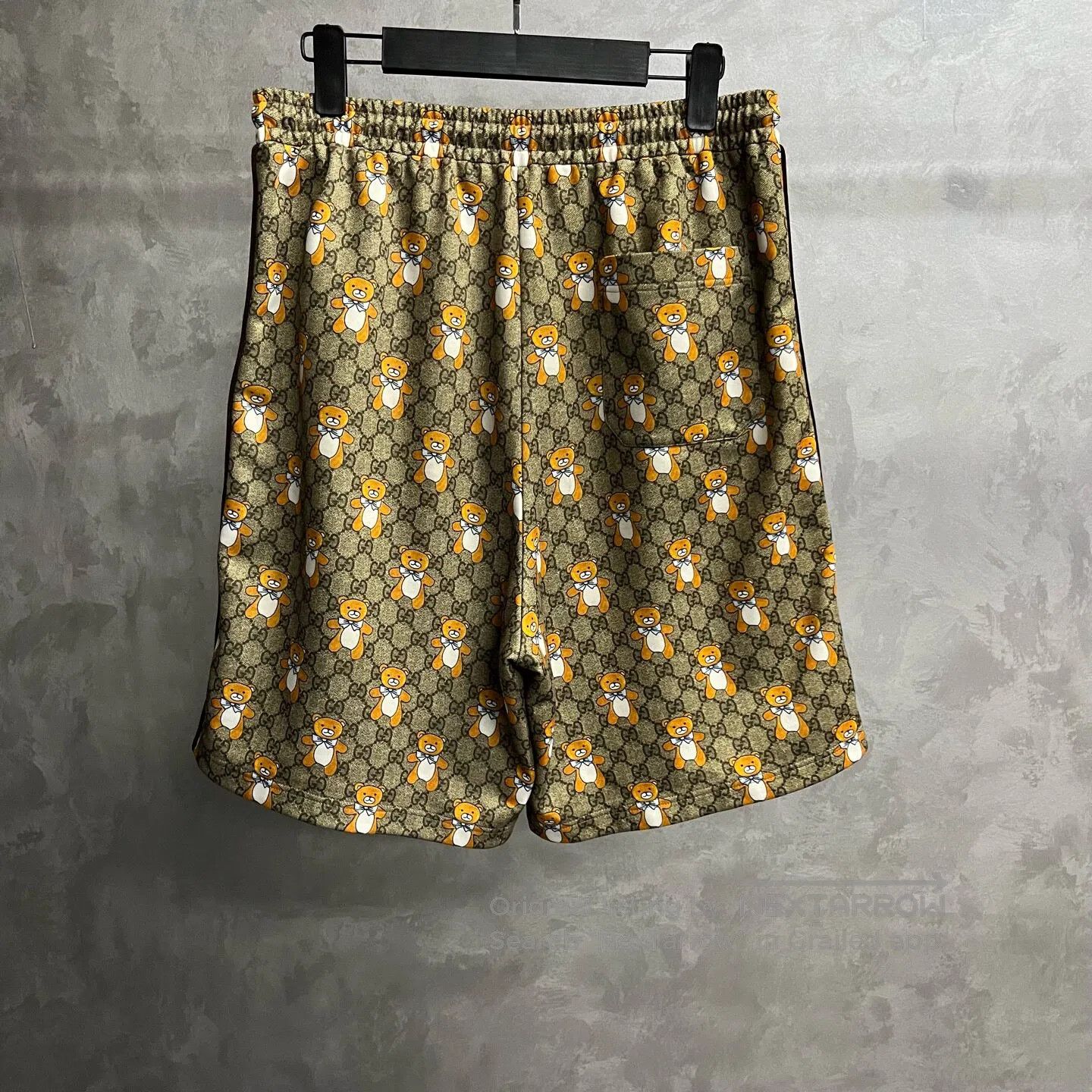 Gucci Guicci size m Printed lacing loose shorts| Size US 30 / EU 46 - 2 Thumbnail