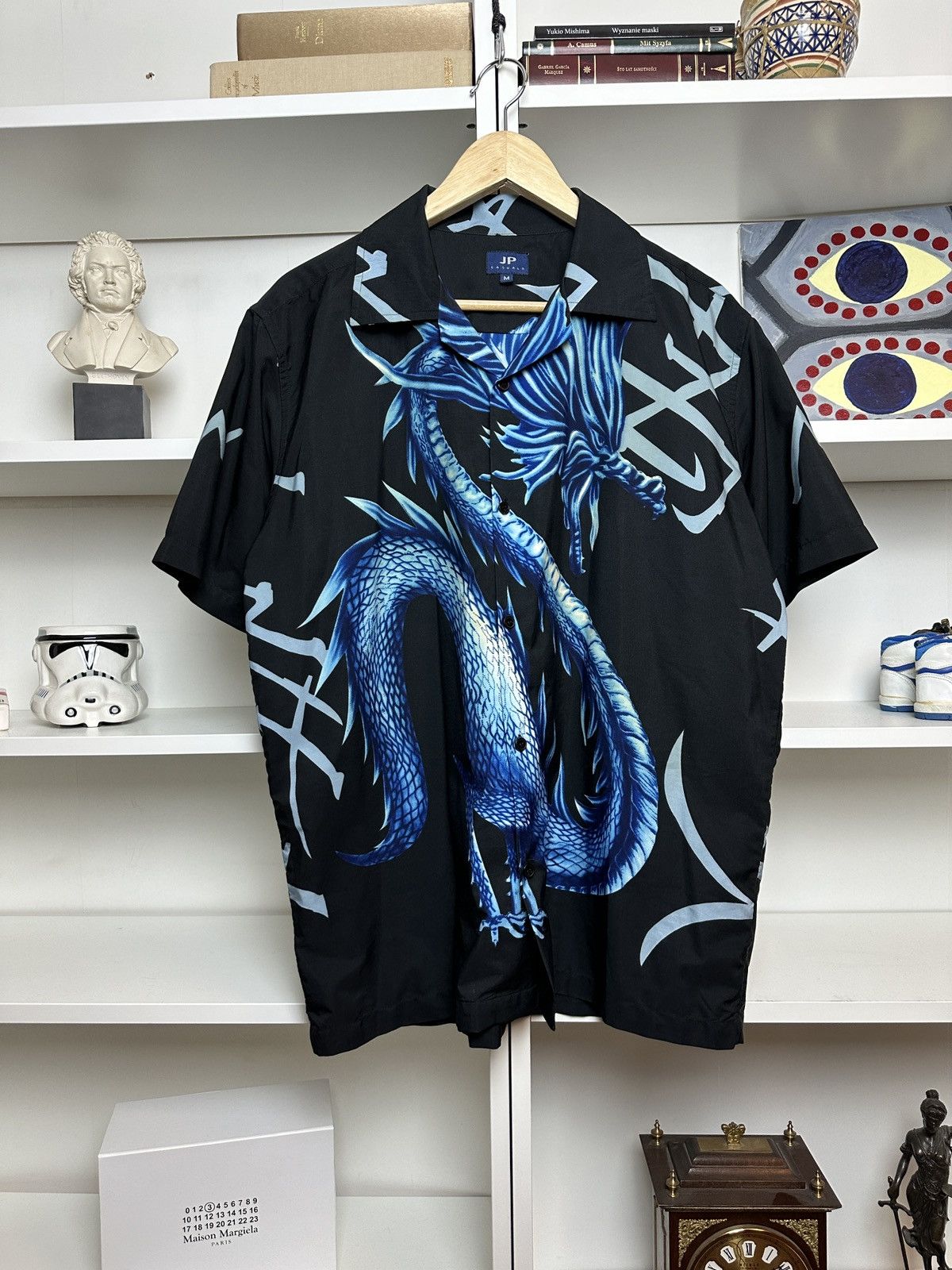 Other Vintage all over print shortsleeve dragon shirt Size US L / EU 52-54 / 3 - 1 Thumbnail