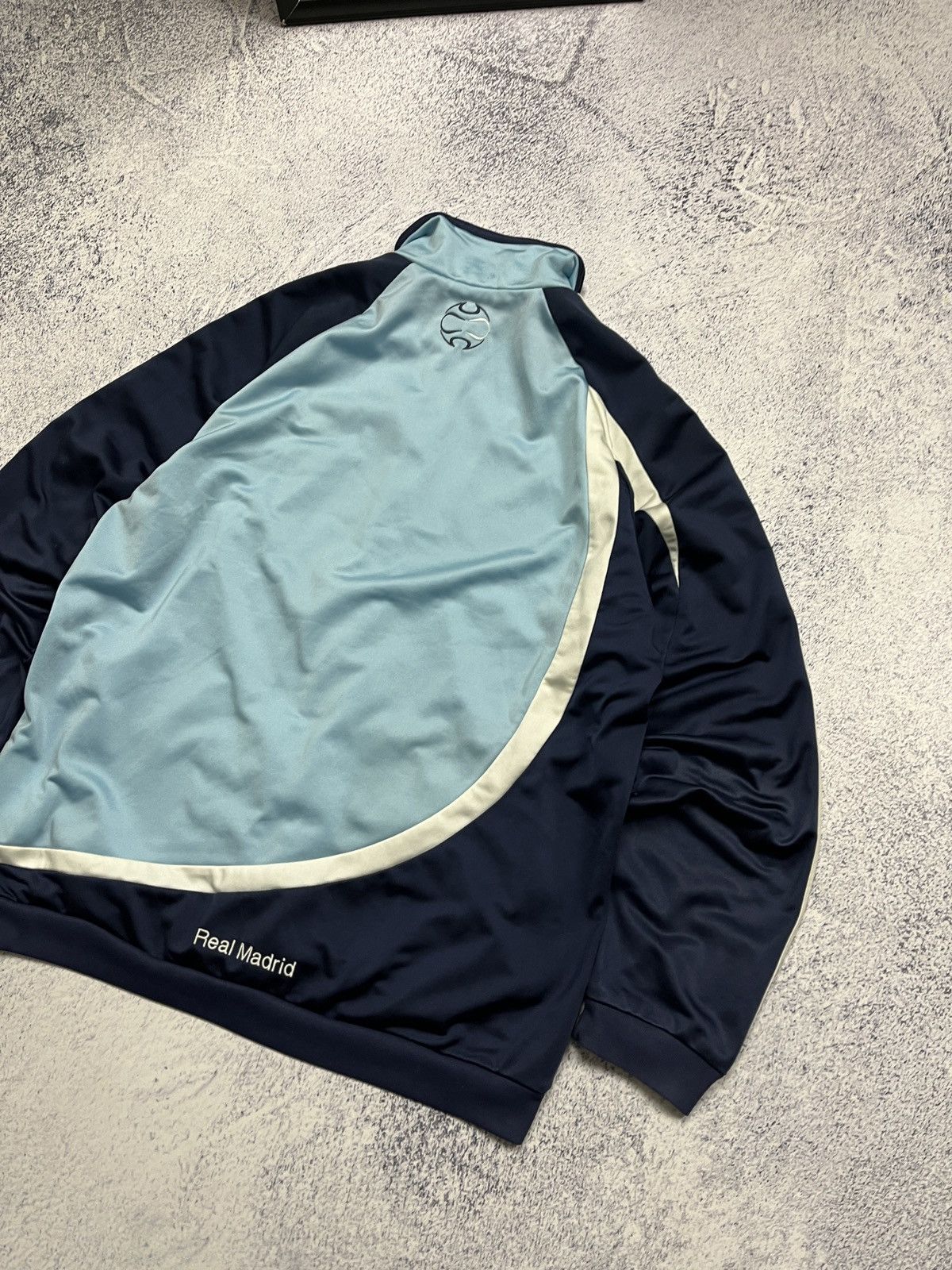 Adidas × Vintage Vintage Adidas 00’s Real Madrid Track Jacket Blockcore Y2k Size US M / EU 48-50 / 2 - 15 Thumbnail
