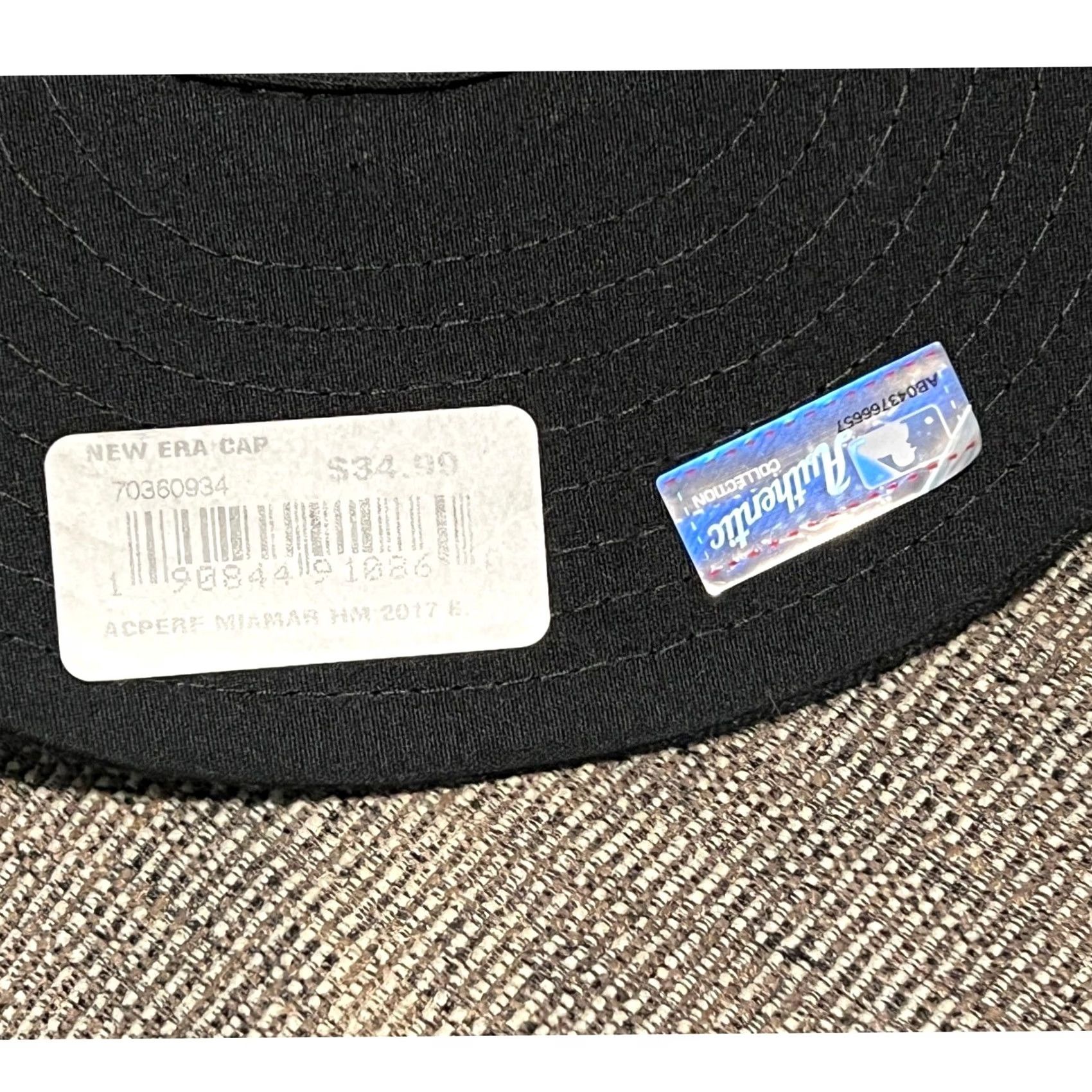 New Era New Era 59FIFTY Miami Marlins Hat Mens 7 7/8 Black MLB Fitted On-Field Cap Size ONE SIZE - 6 Thumbnail