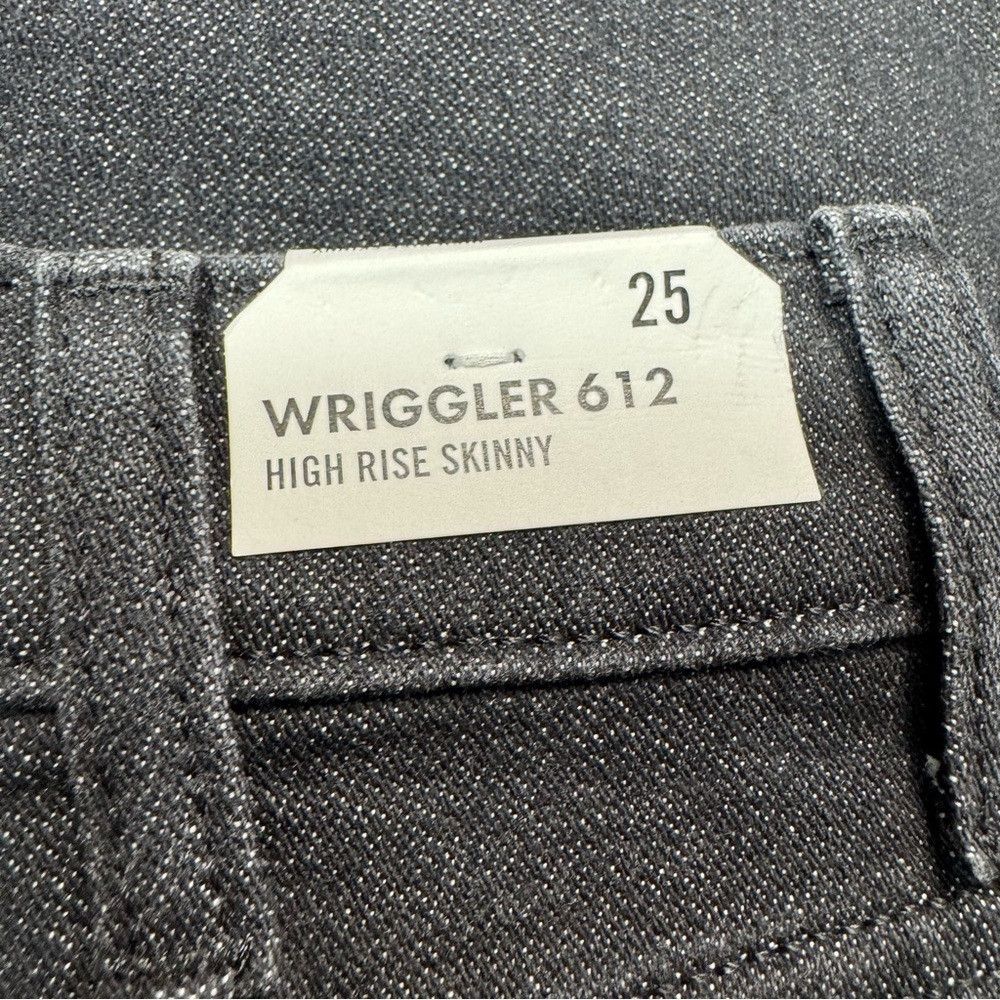 Wrangler NWT New Wrangler Wriggler 612 High Rise Skinny Black Jeans Size 25" / US 0 / IT 36 - 9 Thumbnail