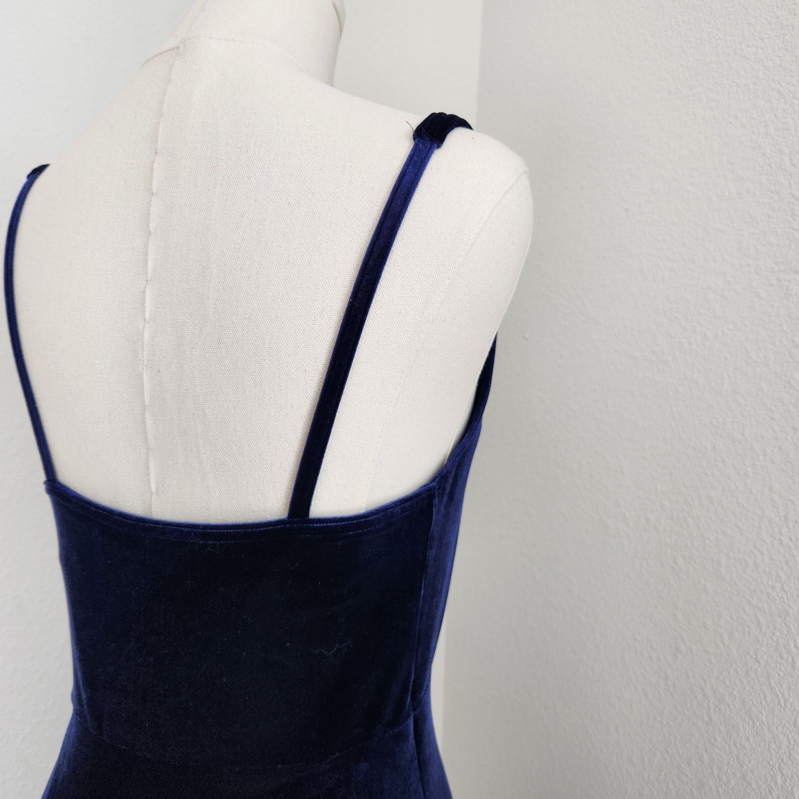 Victoria's Secret Victoria’s Secret Blue Velvet Empire Waist Skater Dress XS Size XS / US 0-2 / IT 36-38 - 6 Thumbnail