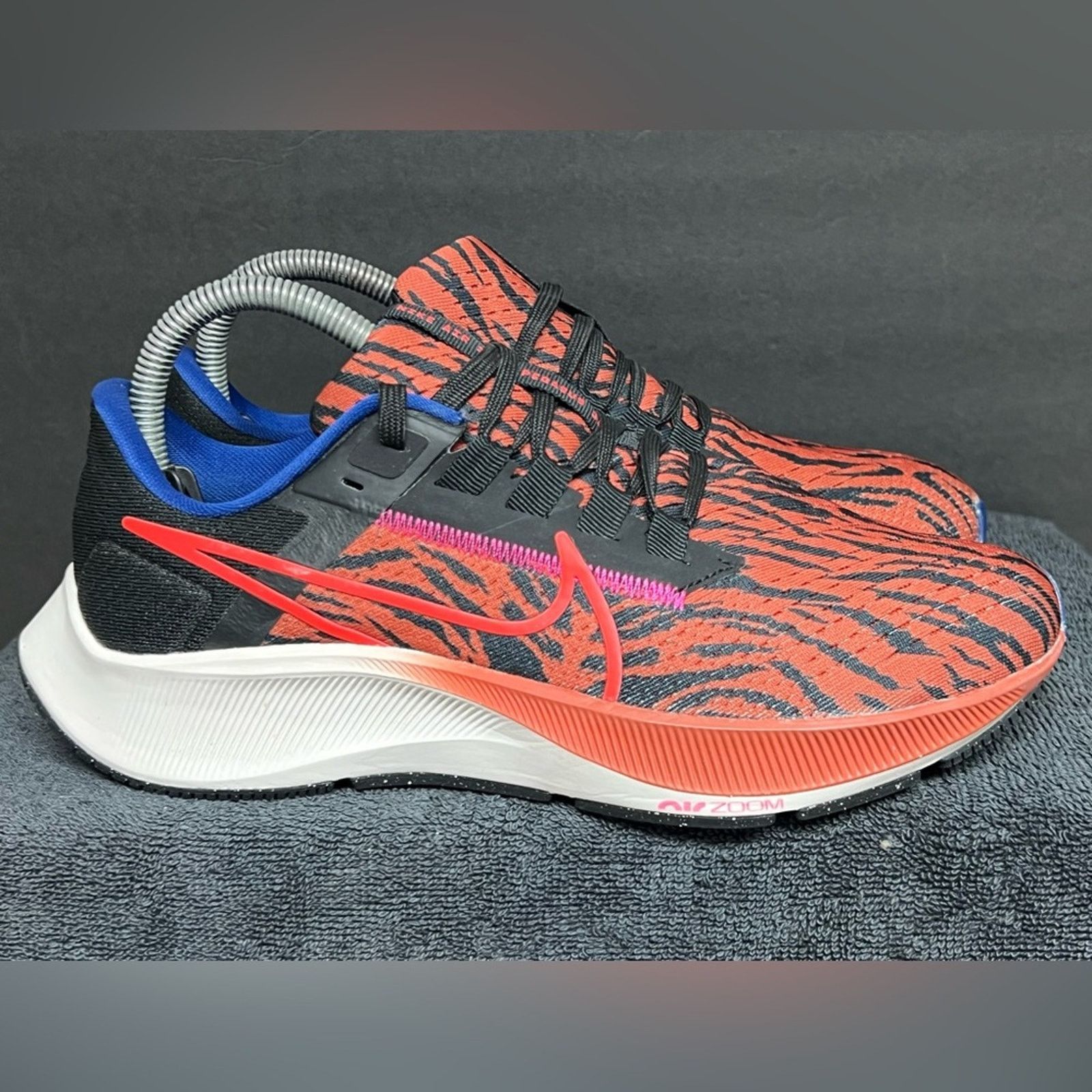 Nike Nike Air Zoom Pegasus Burnt Sunrise/Black Women's 7.5 EUC Size US 7.5 / IT 37.5 - 4 Thumbnail