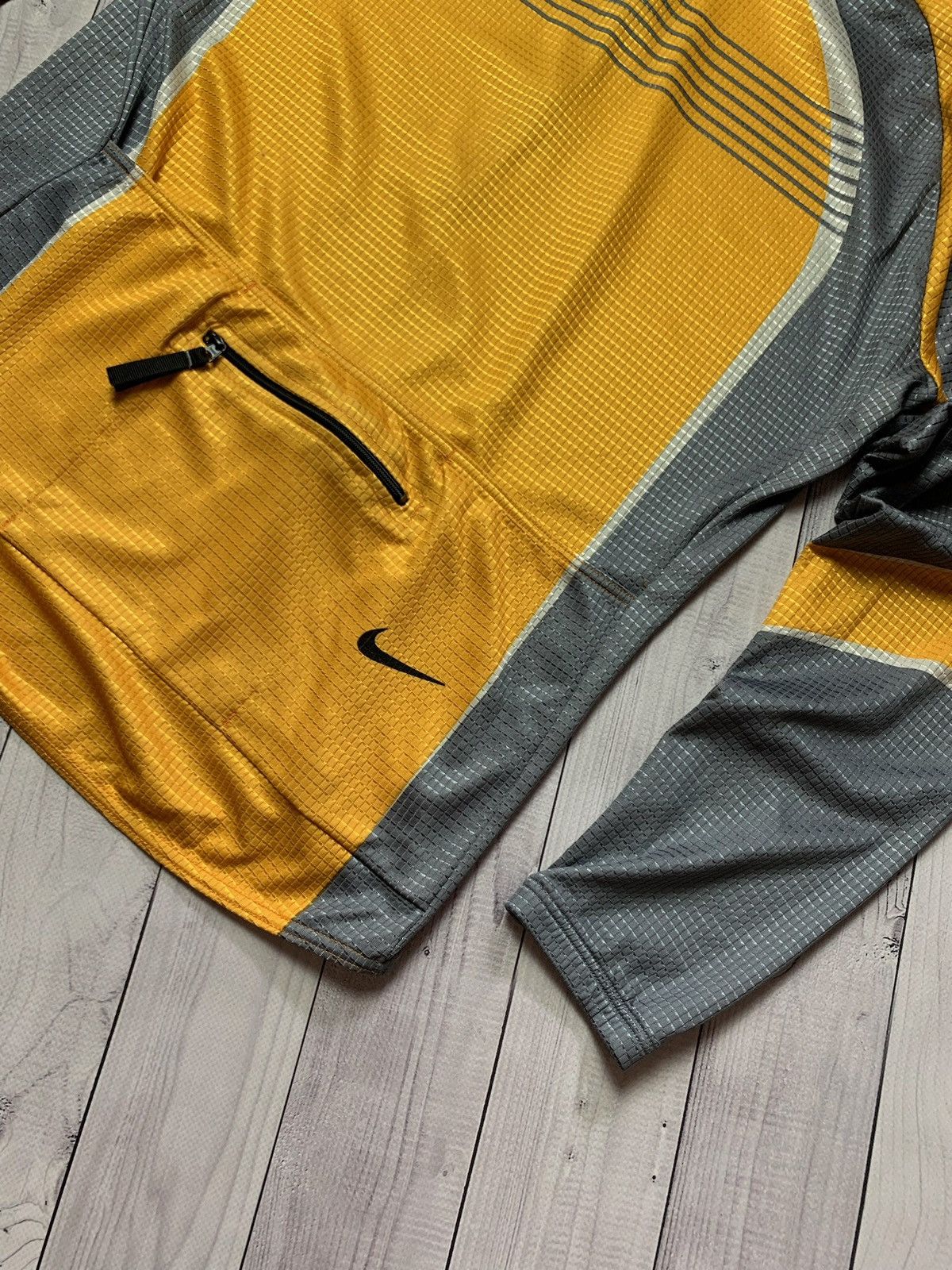Nike × Nike ACG × Vintage Nike ACG cycling Long sleeve rare size M vintage yellow Size US M / EU 48-50 / 2 - 2 Thumbnail
