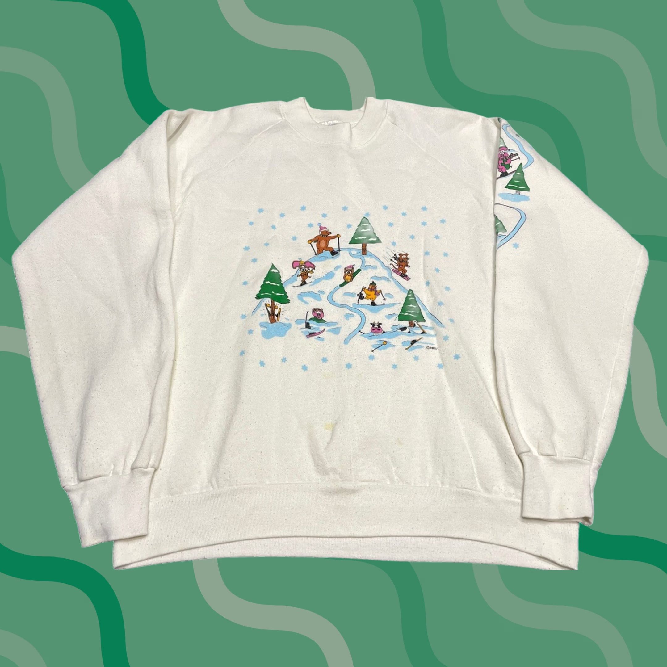 Vintage VINTAGE Bears Skiing Christmas Sweatshirt White Crewneck L Sweatshirt Unbranded Unisex Adults Regular Christmas Bears Ski Retro Pullover Hull Size L / US 10 / IT 46 - 1 Thumbnail